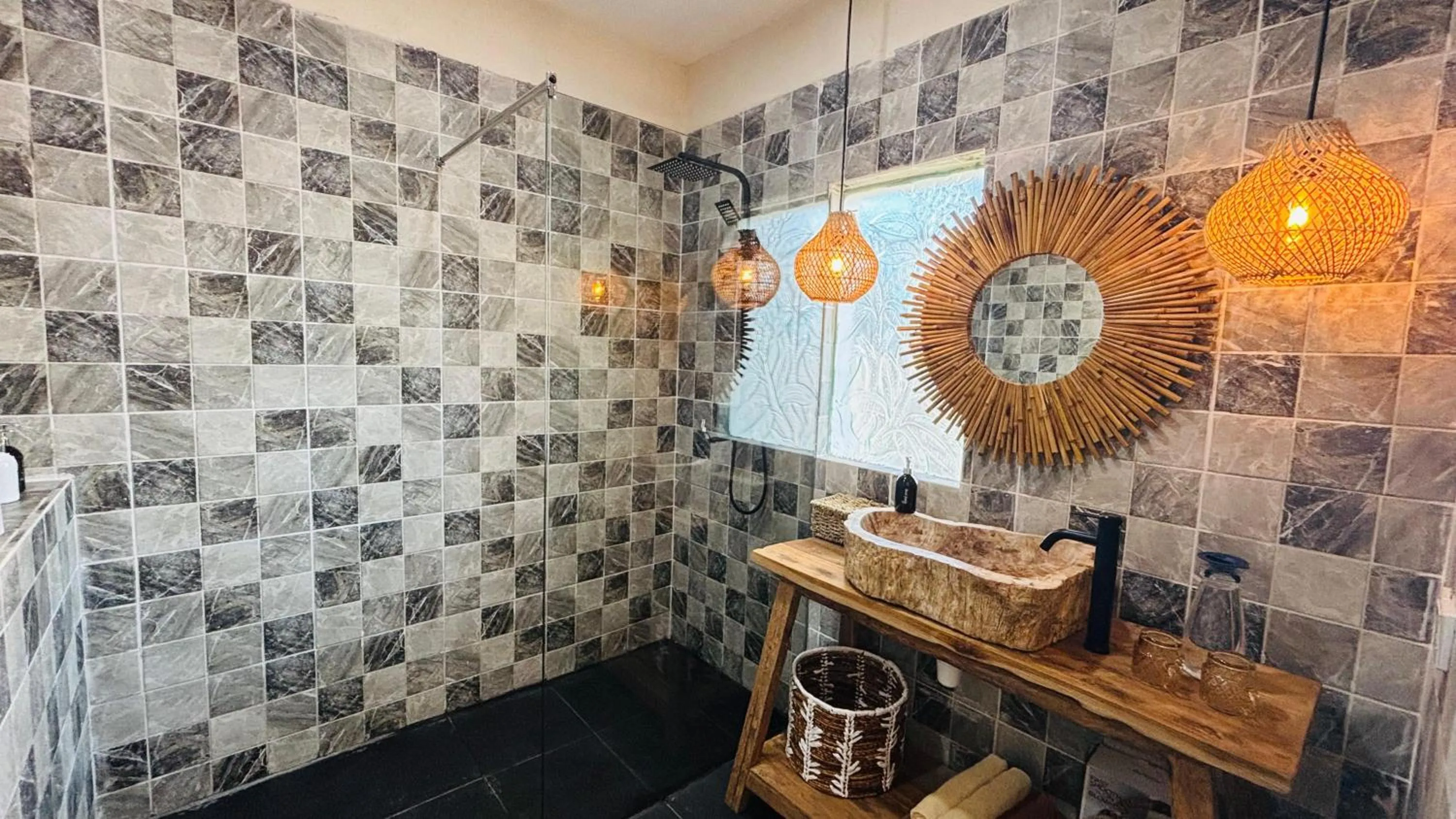 Shower in Le Yanandra Bali Resort