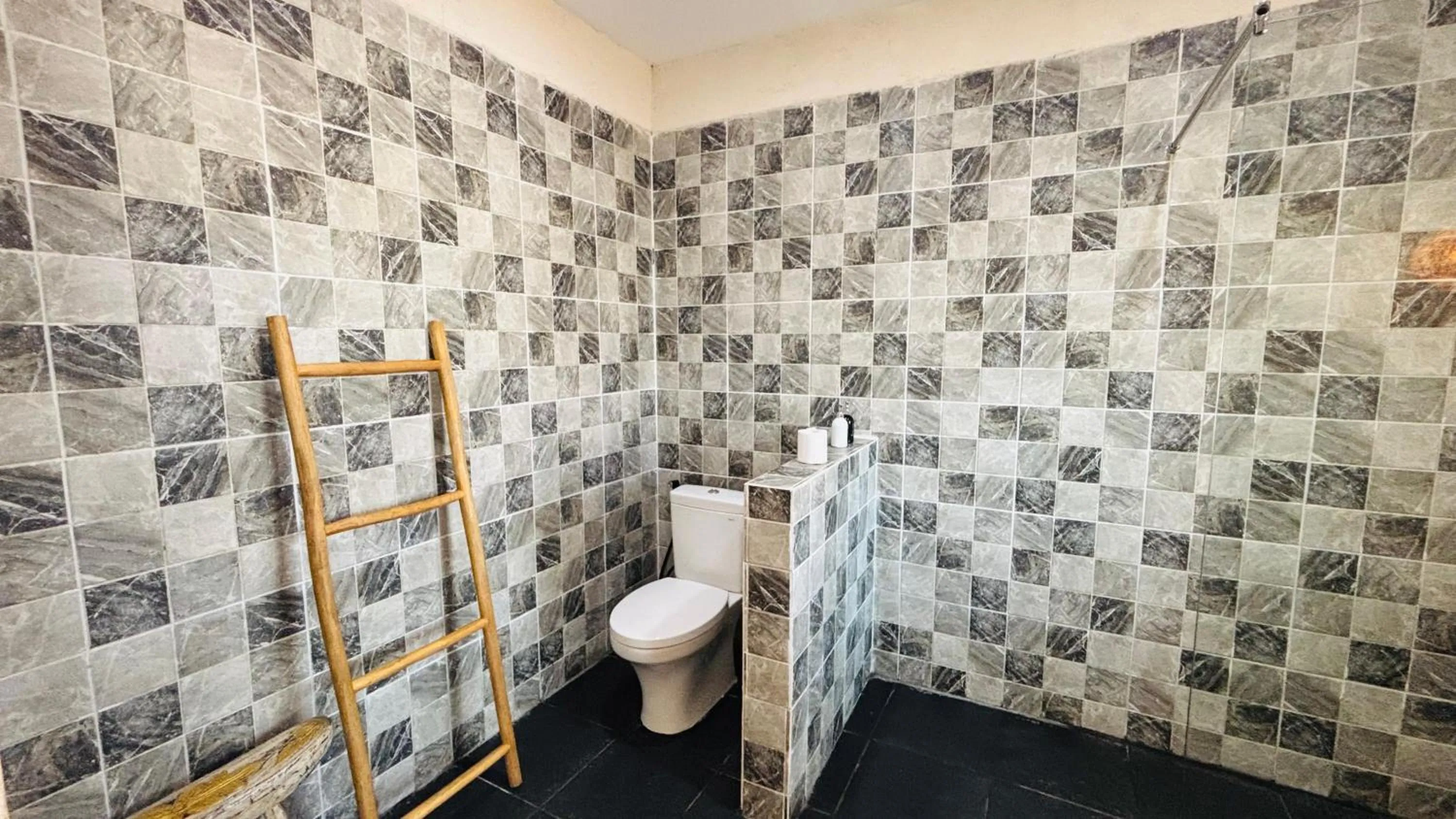 Toilet in Le Yanandra Bali Resort