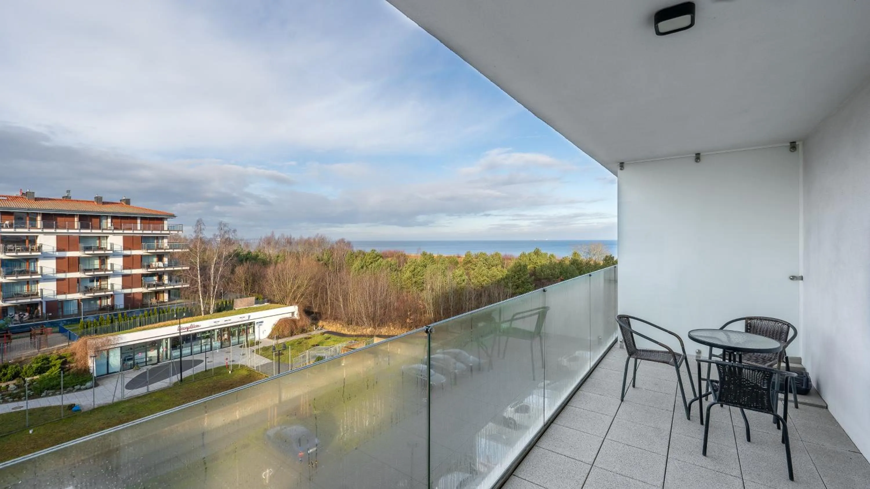 Day in Baltic Park Molo, Sun & Snow