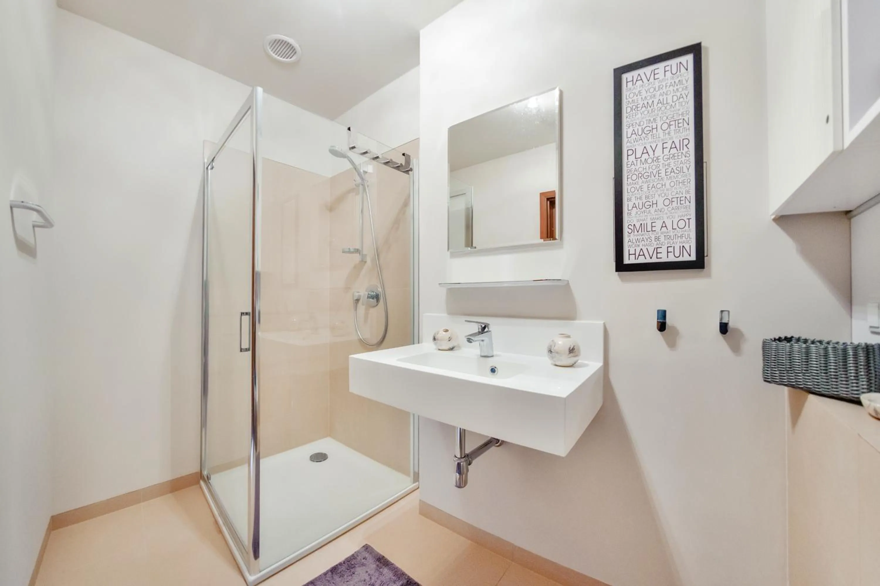 Bathroom in Baltic Park Molo, Sun & Snow