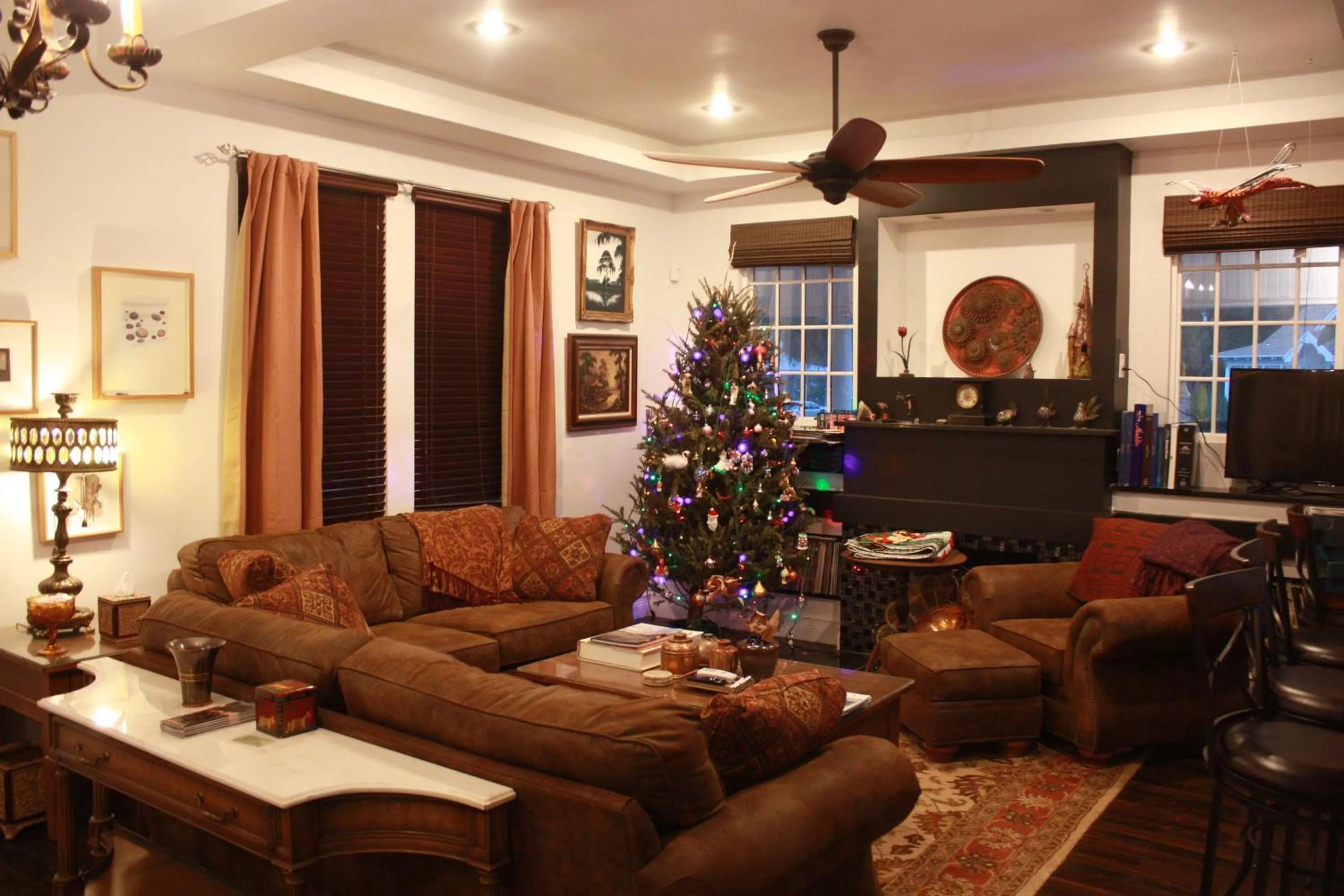 Communal lounge/ TV room in Kapp and Kappy Bed & Breakfast