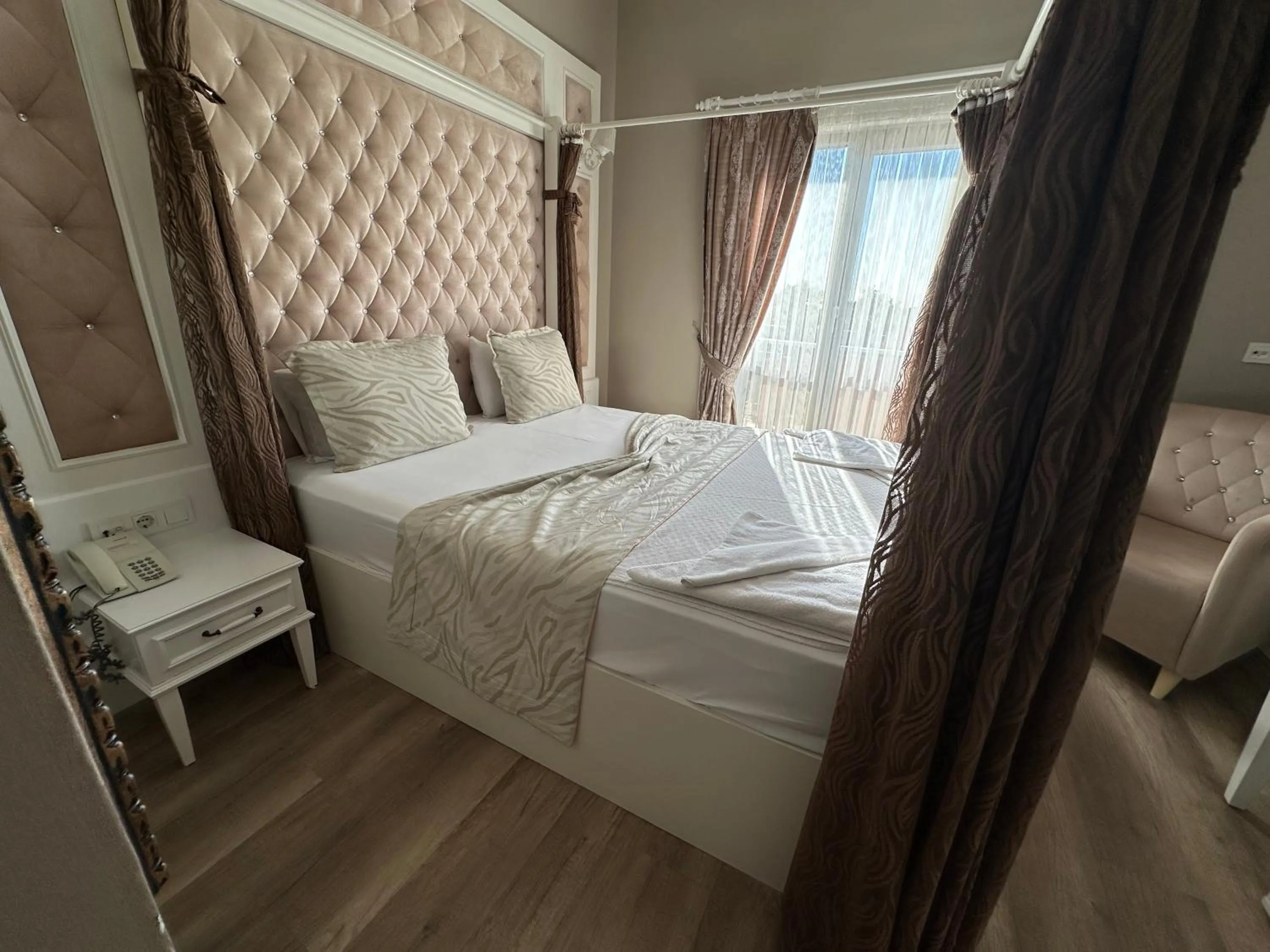 Photo of the whole room, Bed in Microyal Hotel