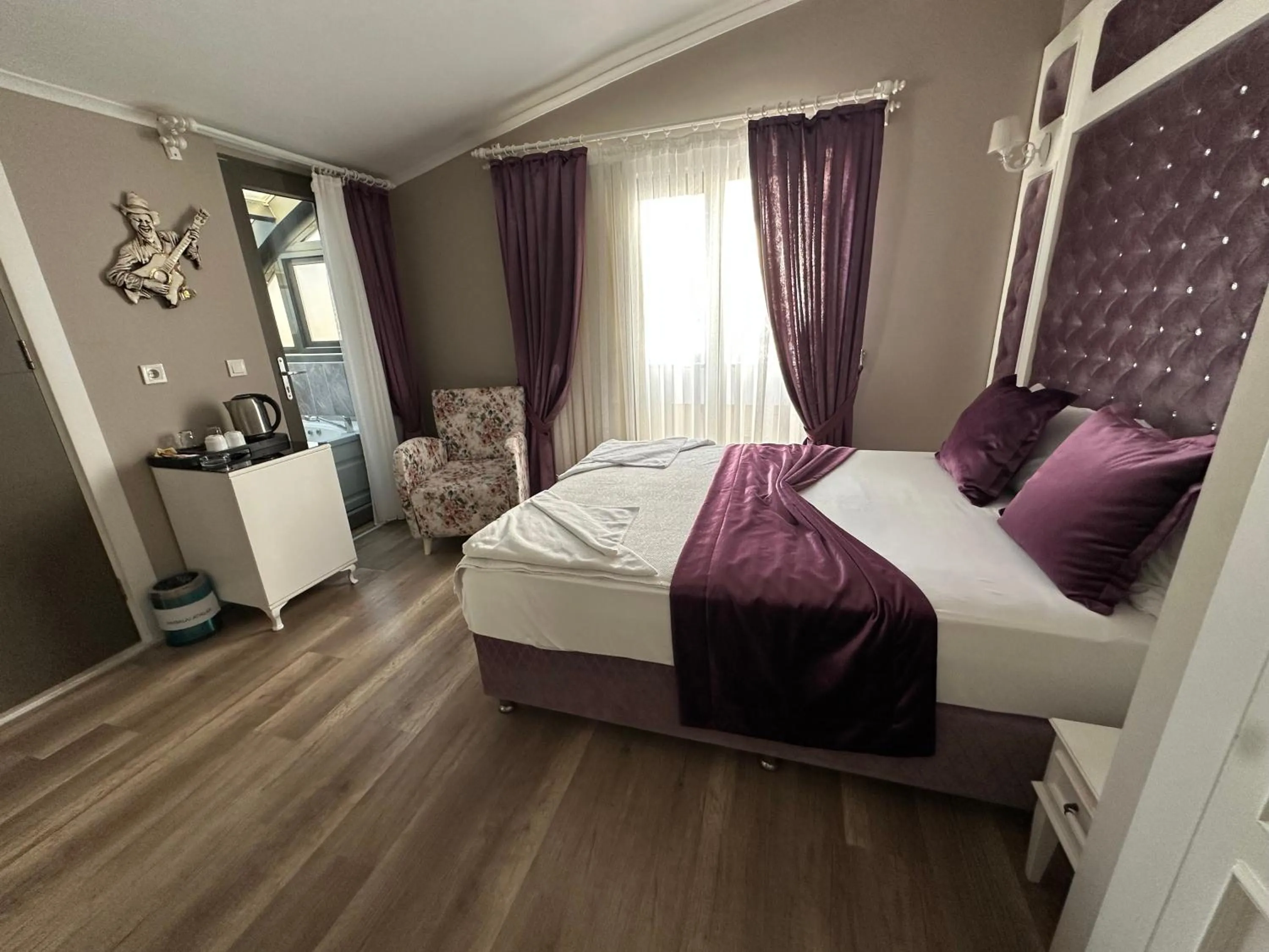 Photo of the whole room, Bed in Microyal Hotel