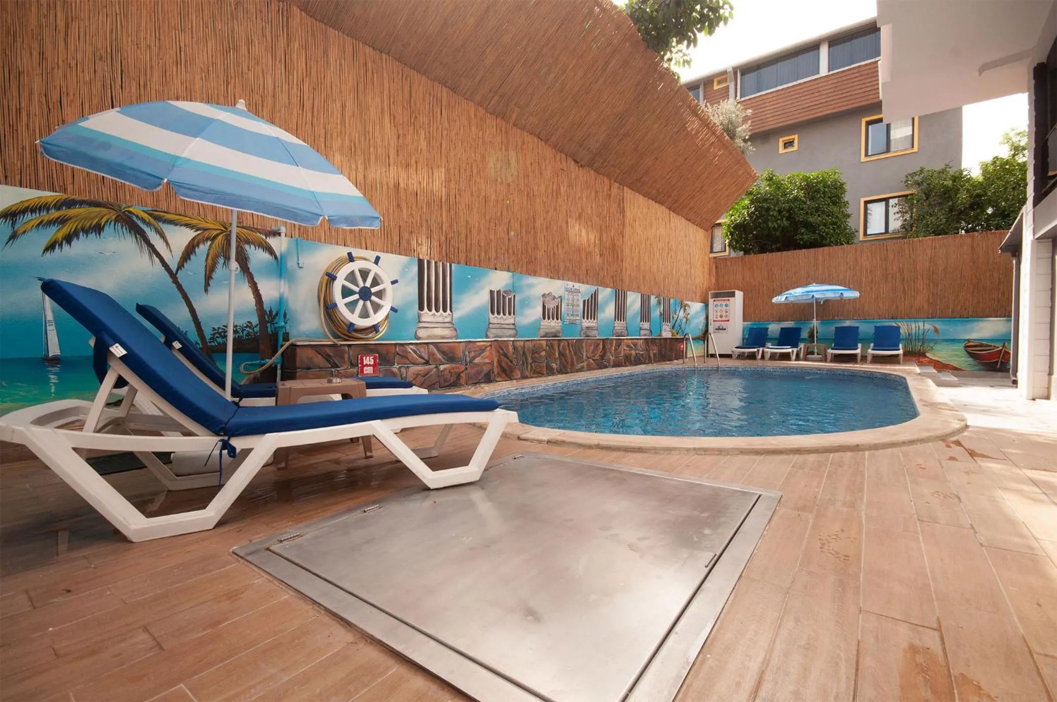 Swimming pool in Microyal Hotel