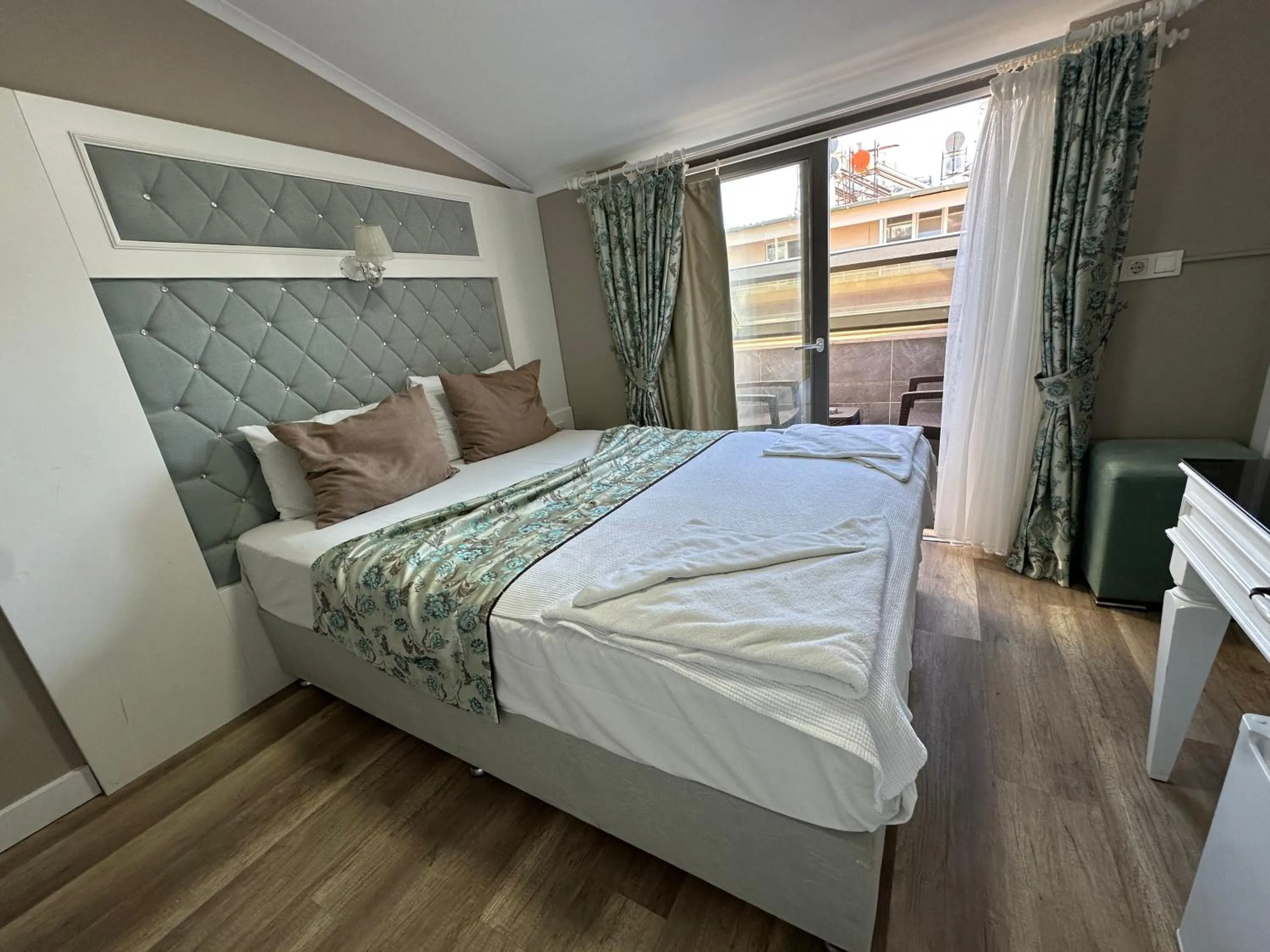 Photo of the whole room, Bed in Microyal Hotel