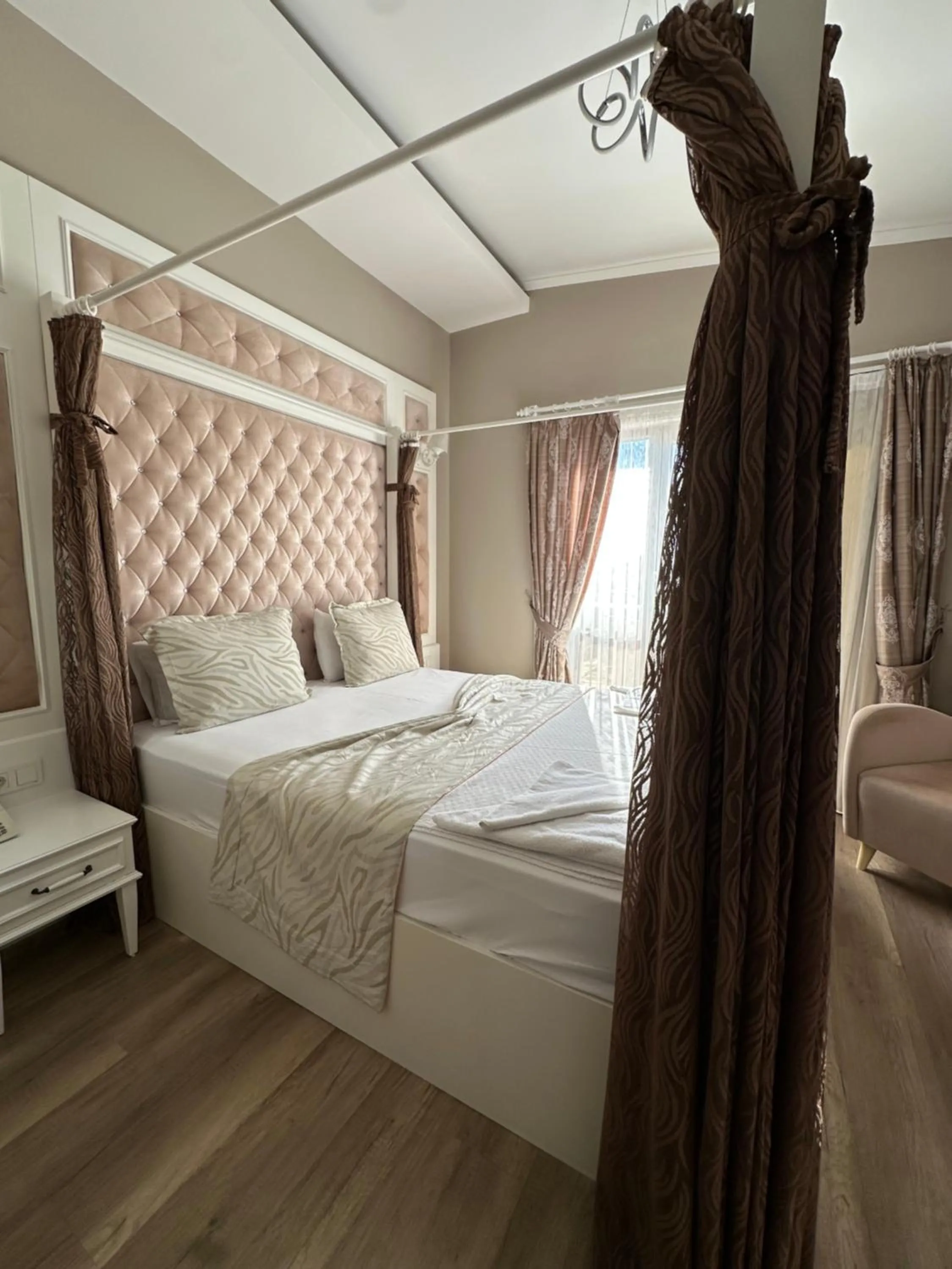 Photo of the whole room, Bed in Microyal Hotel