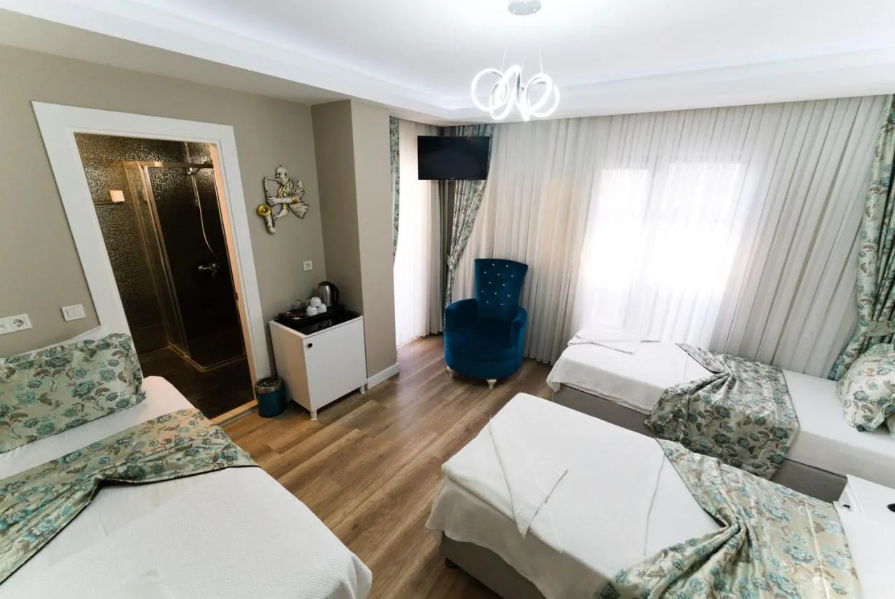 Photo of the whole room, Bed in Microyal Hotel