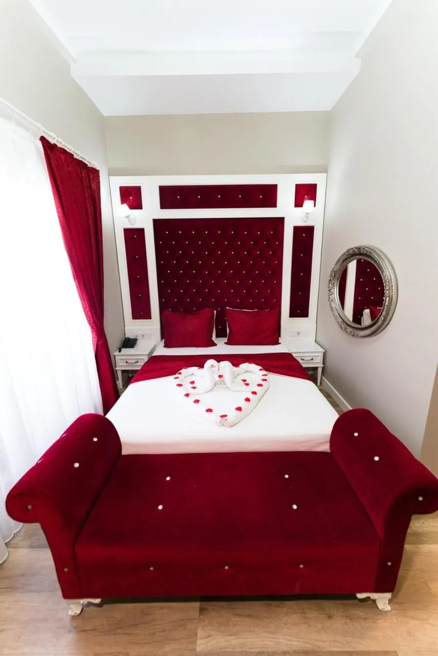 Photo of the whole room, Bed in Microyal Hotel