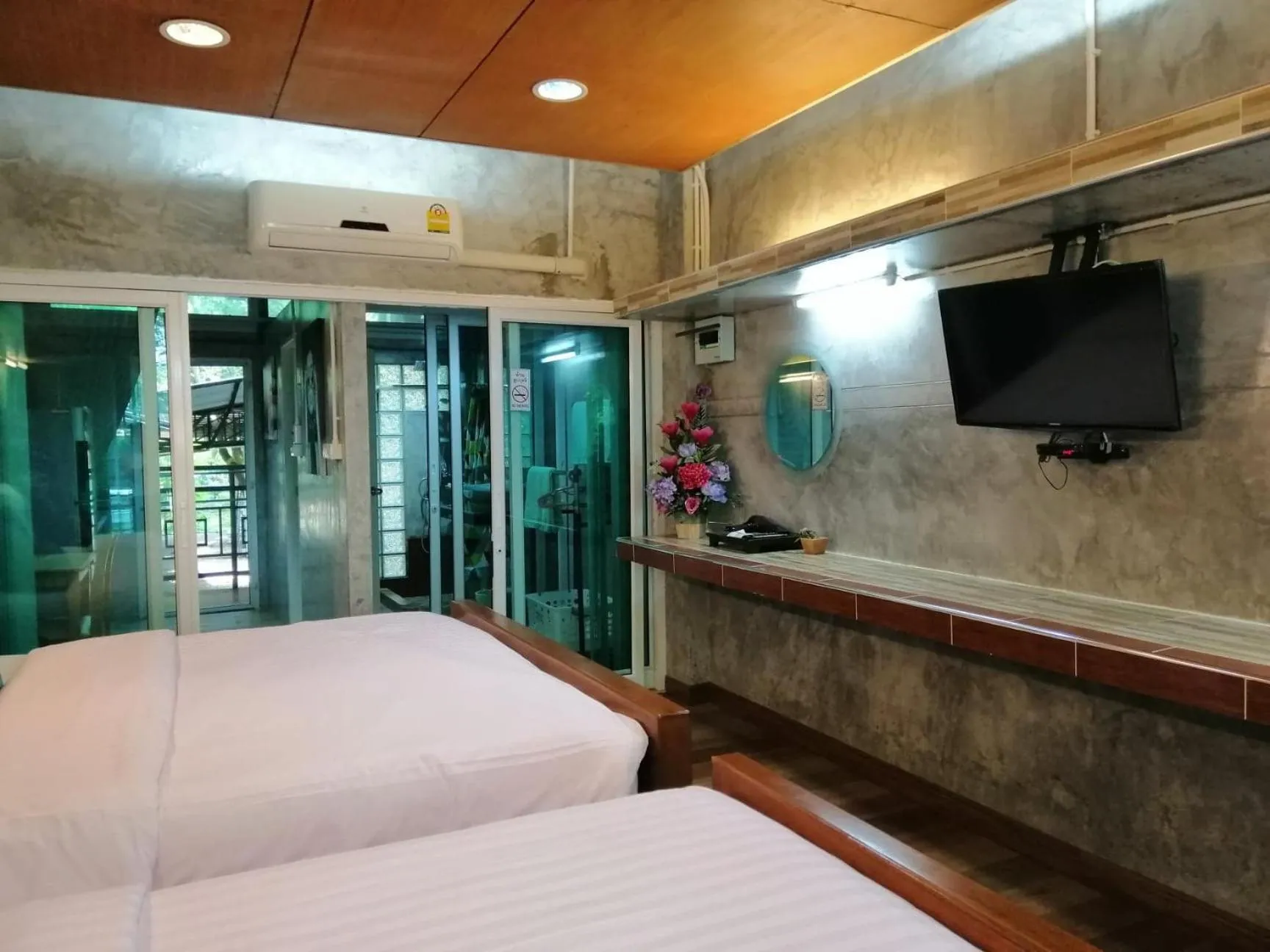 TV and multimedia, Bed in Loei Huen Hao Hug Home&Resort
