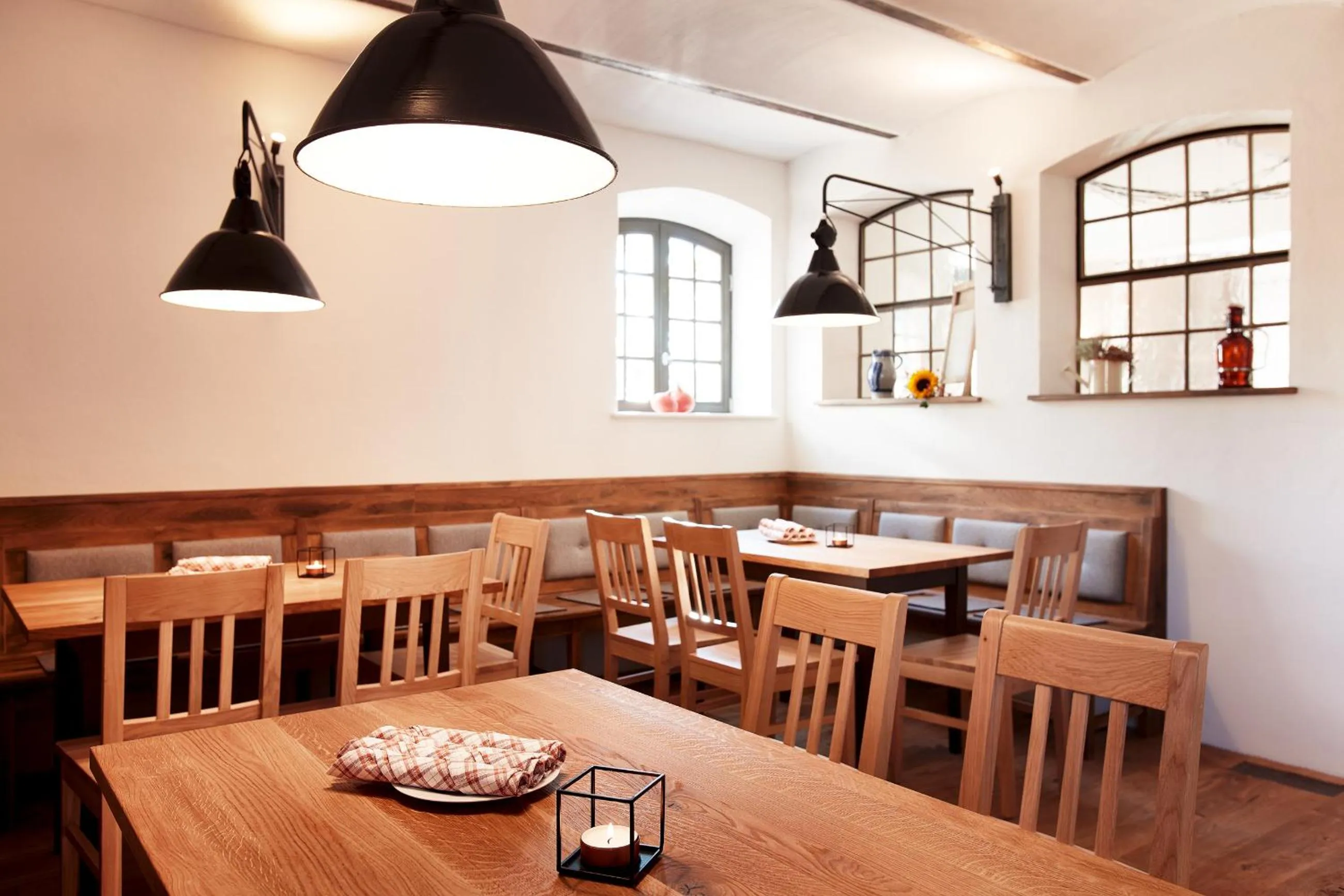 Restaurant/places to eat in Paulinenhof