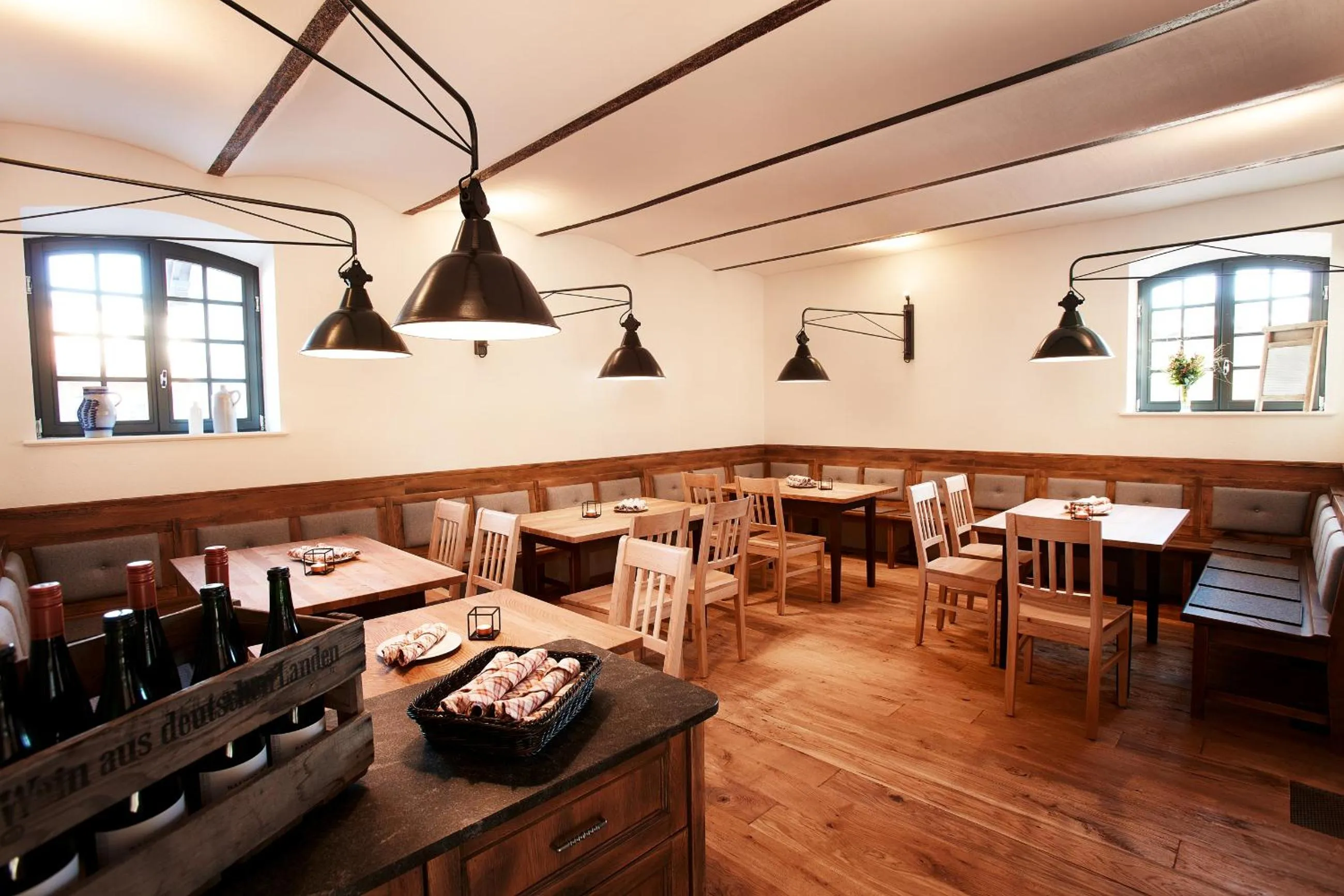 Restaurant/places to eat in Paulinenhof