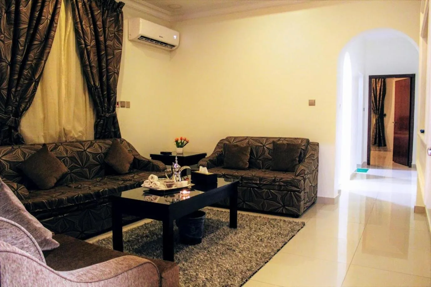 Living room in Aros Al Faisaliah Furnished Units