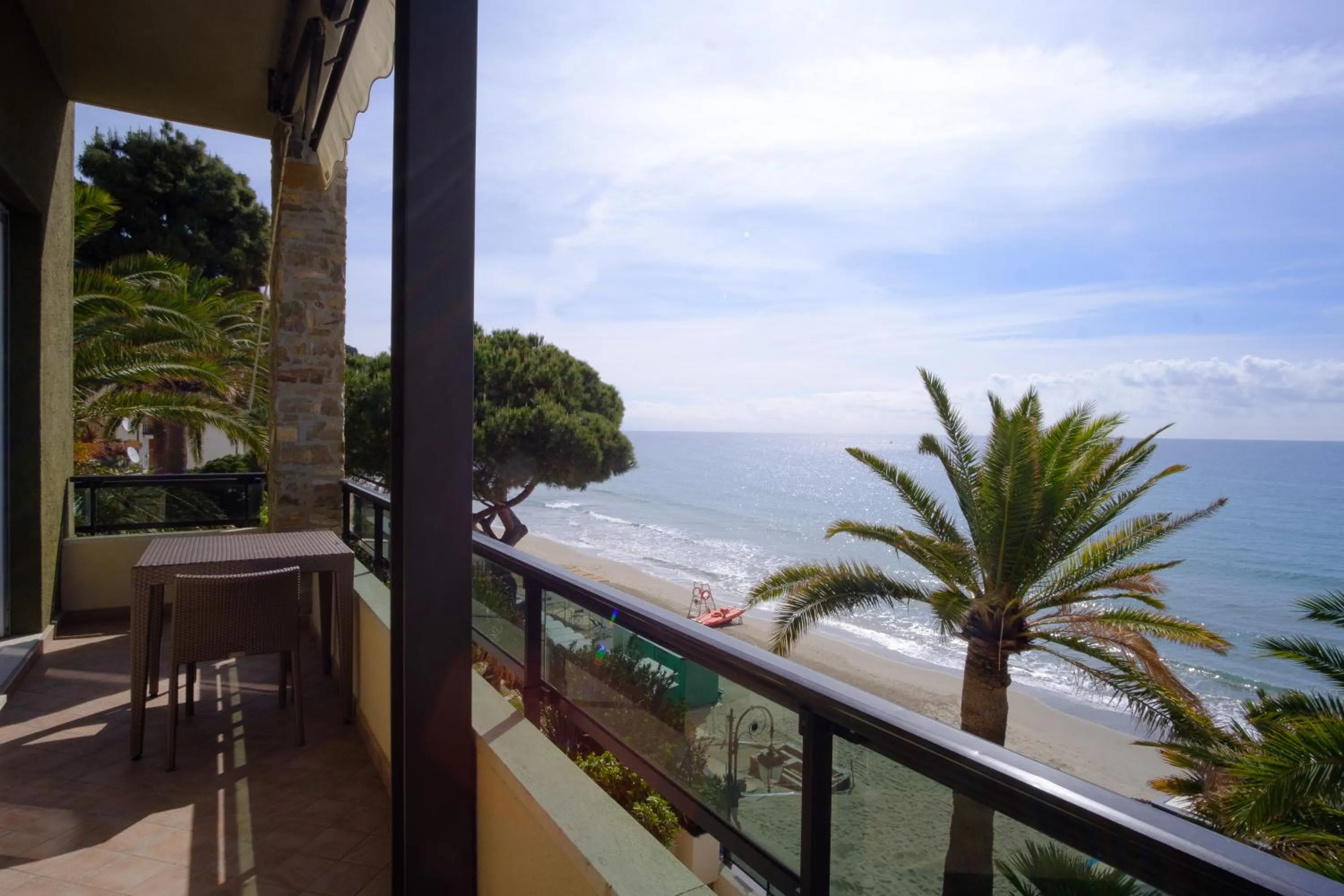 Residence Sole Mare Alaxi Hotels