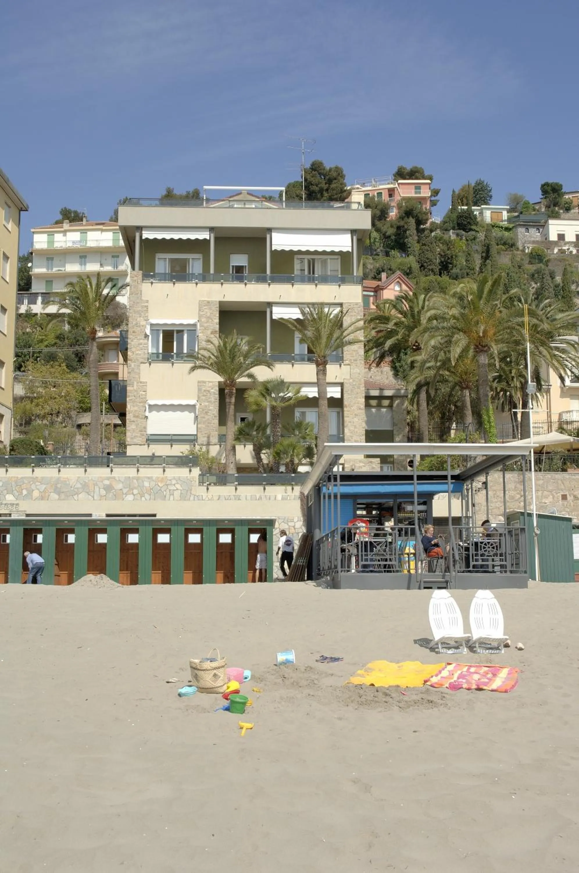 Beach in Residence Sole Mare Alaxi Hotels