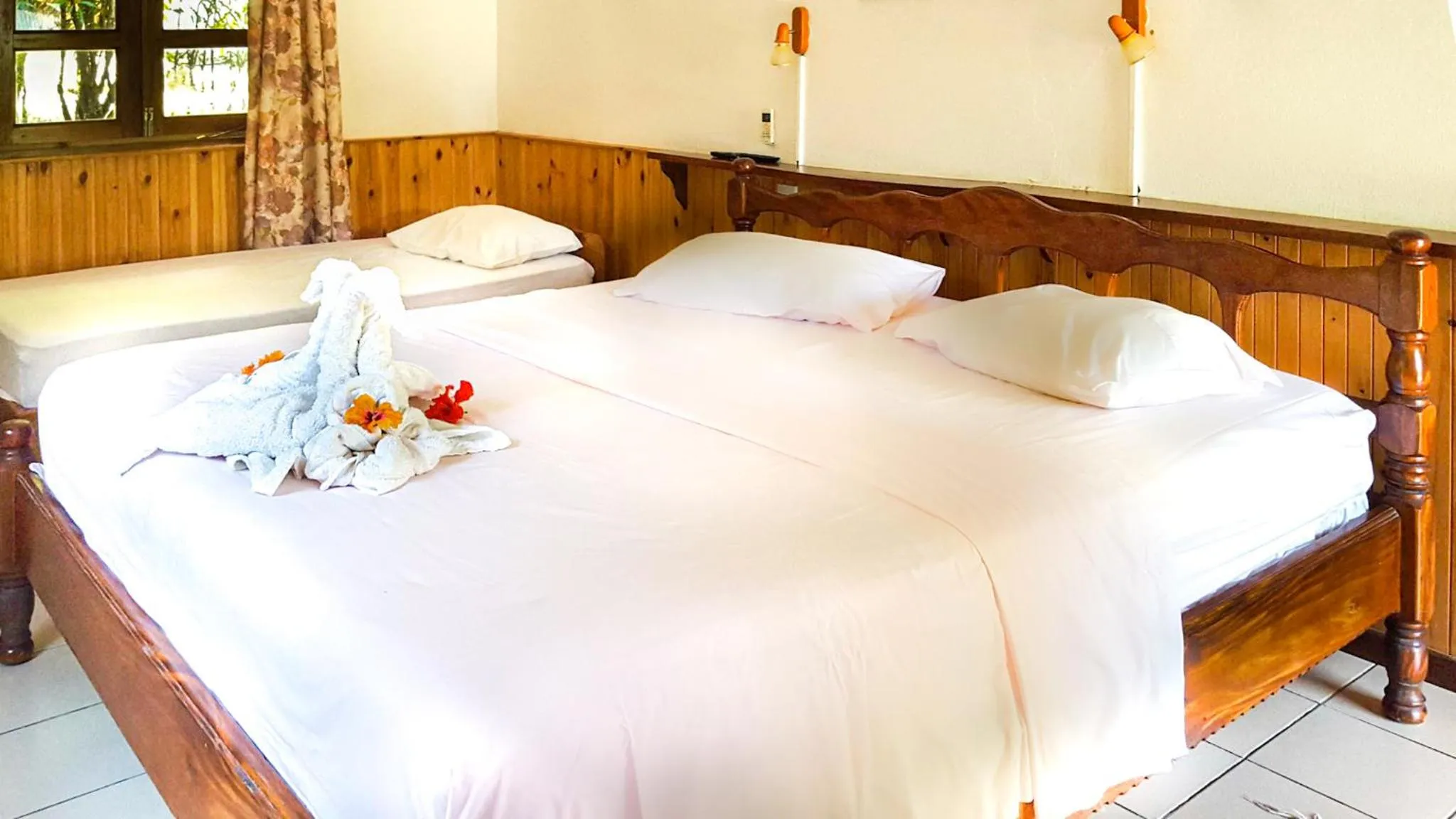 Bed in Bernique Guesthouse