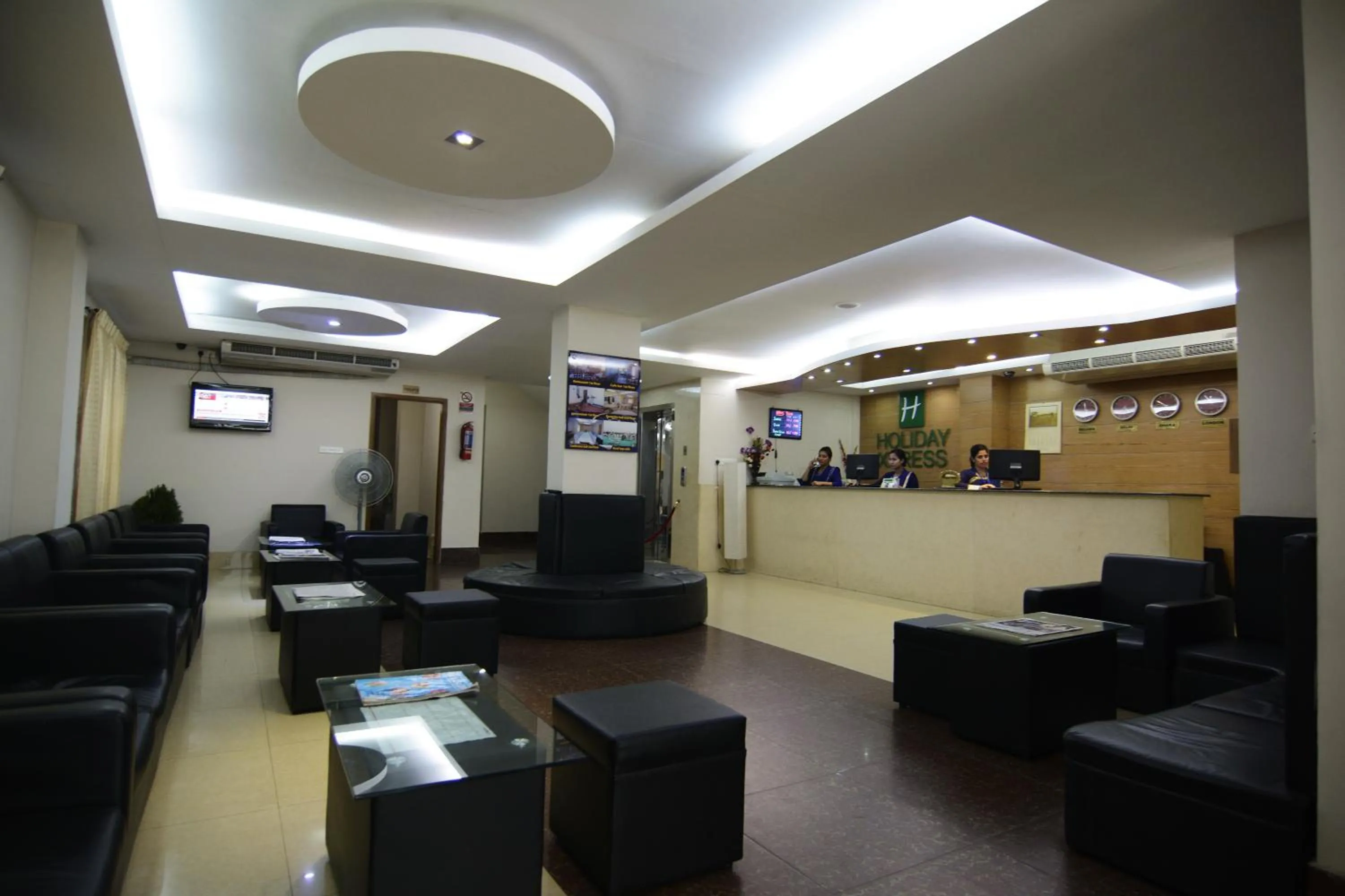 Staff in Holiday Xpress