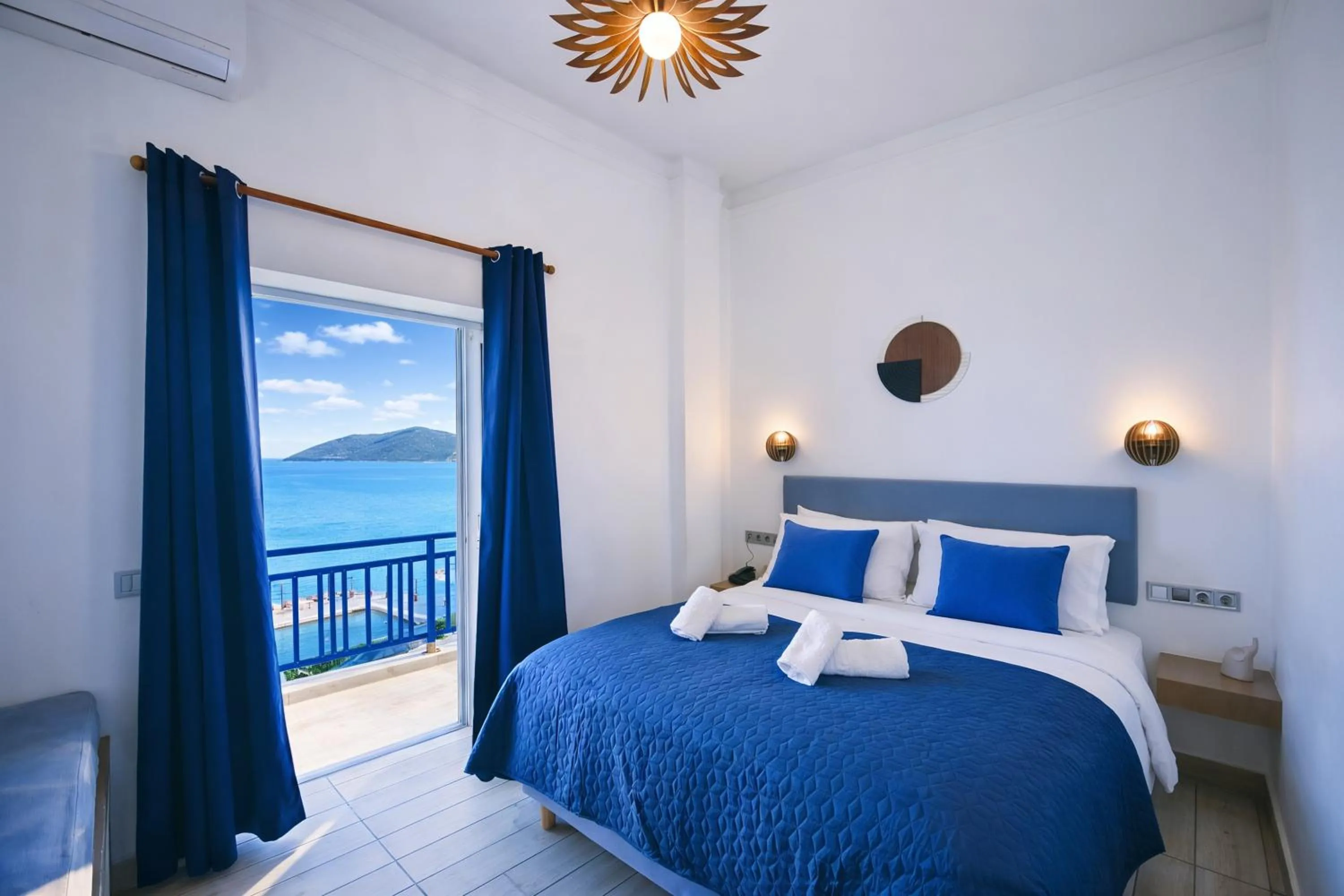 Bedroom, Bed in Kiani Akti