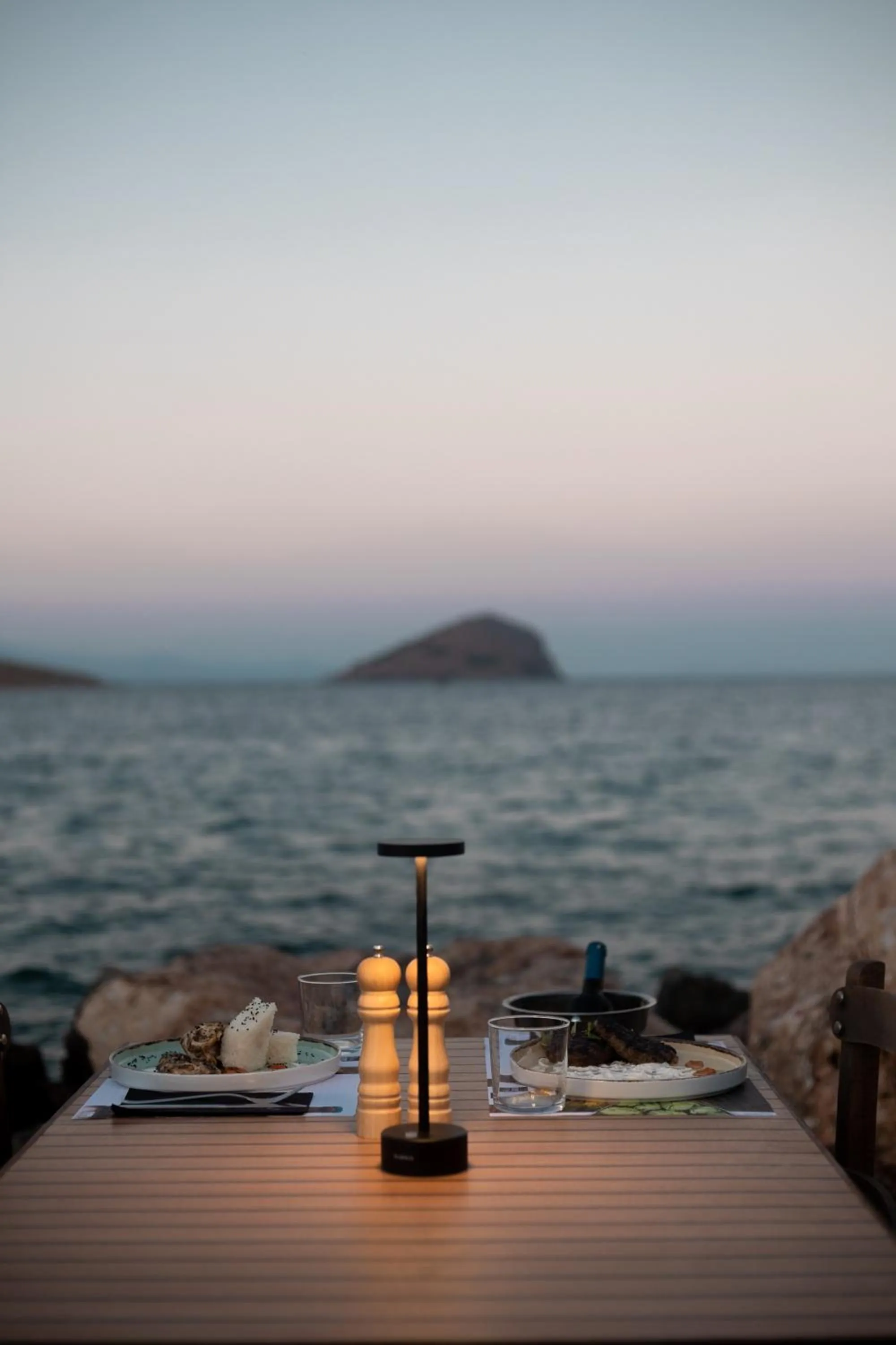 Restaurant/places to eat in Kiani Akti