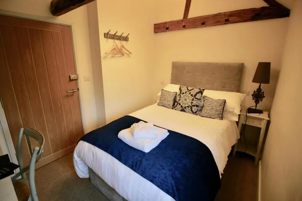 Bed in Kings Head Bawburgh