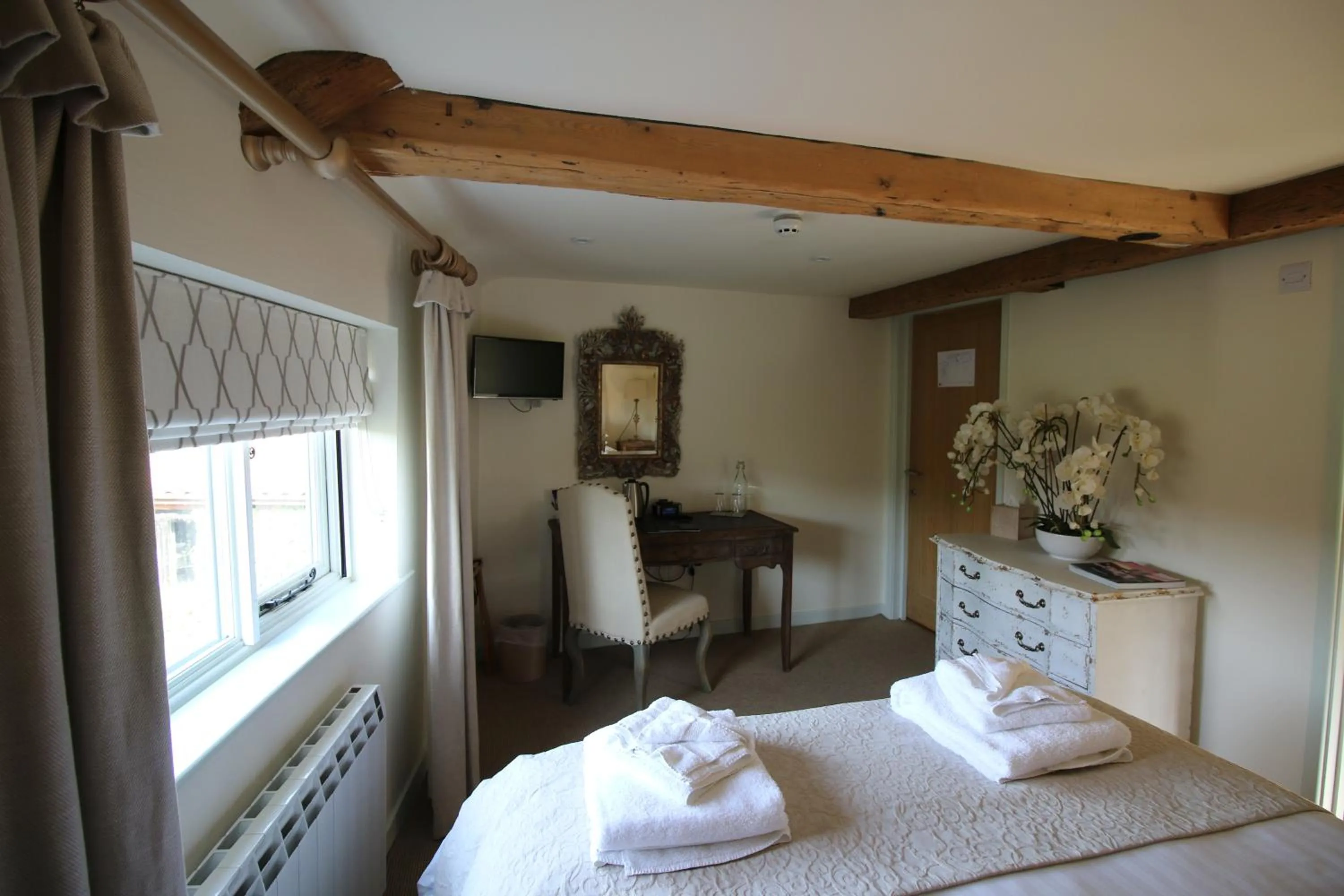 Bed in Kings Head Bawburgh