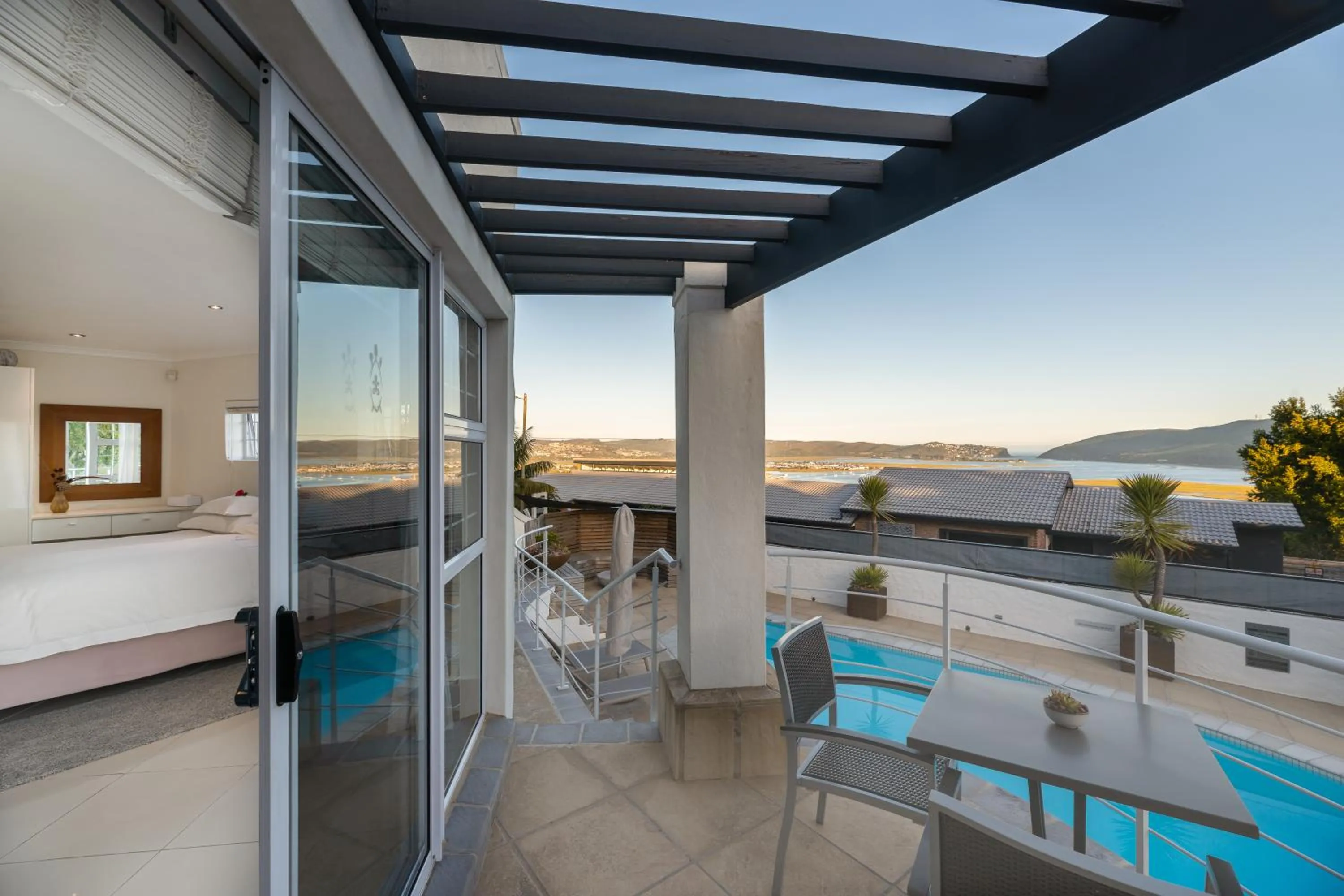 Villa Afrikana Guest Suites by Knysna Paradise Collection