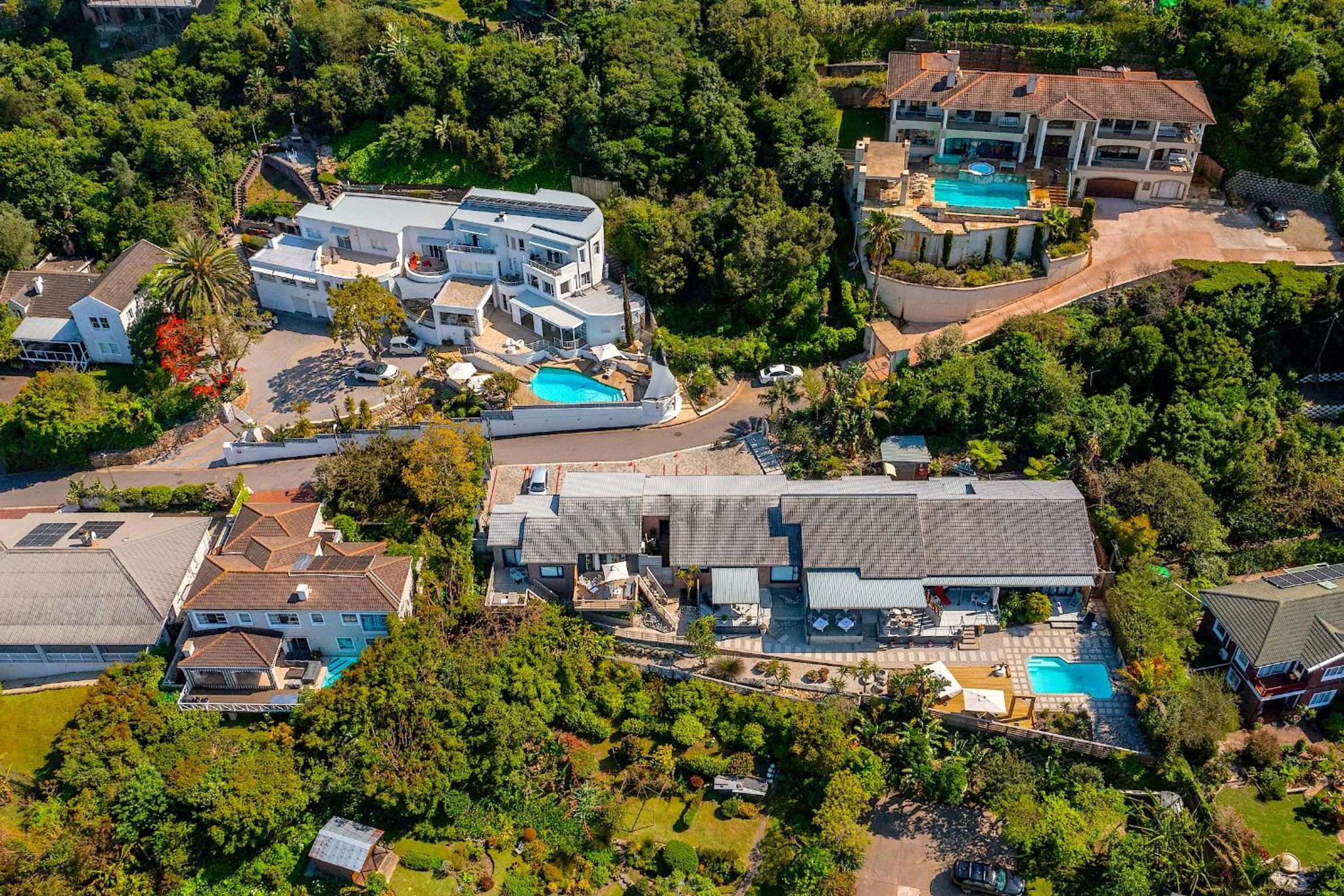 Property building in Villa Afrikana Guest Suites by Knysna Paradise Collection