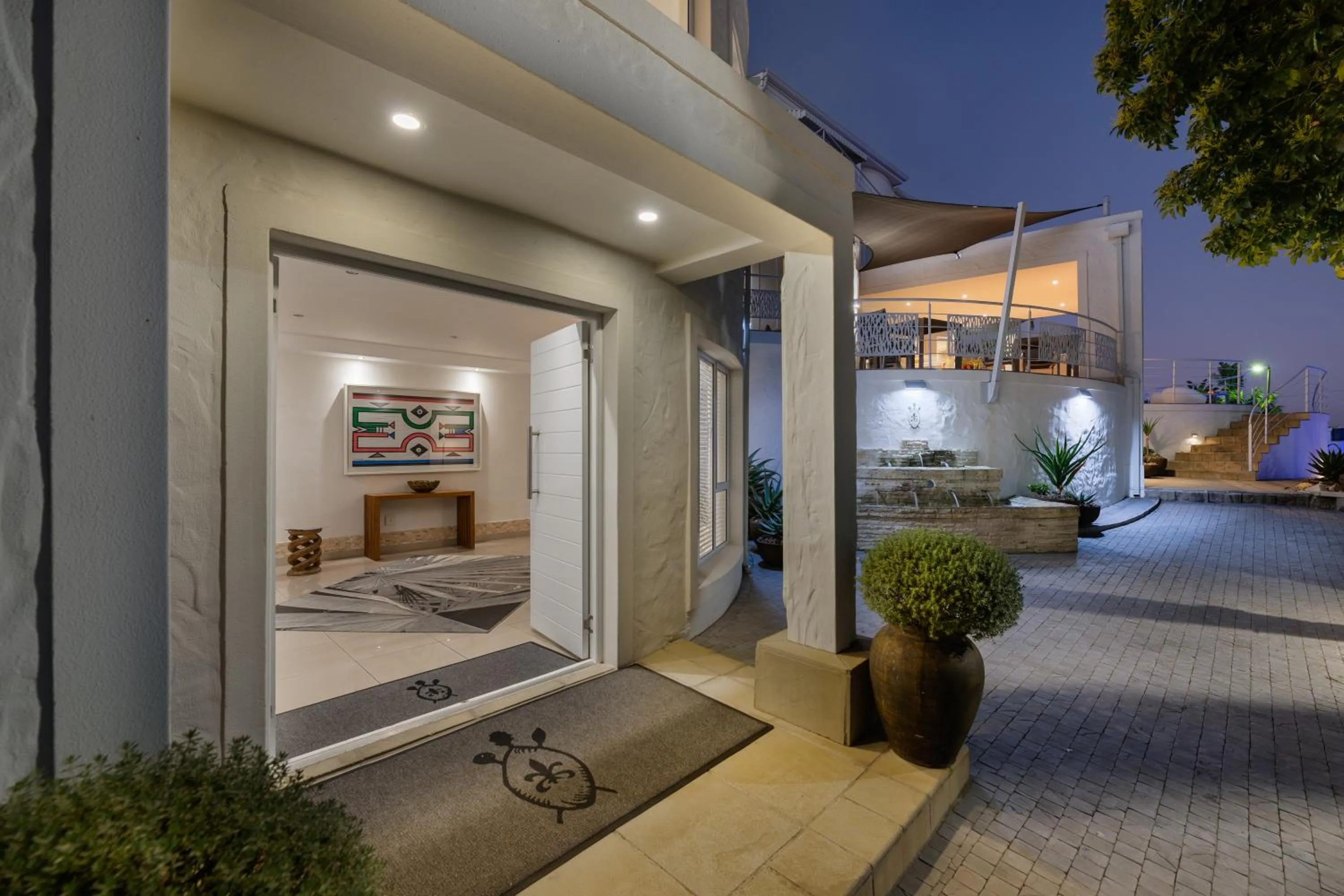 Villa Afrikana Guest Suites by Knysna Paradise Collection
