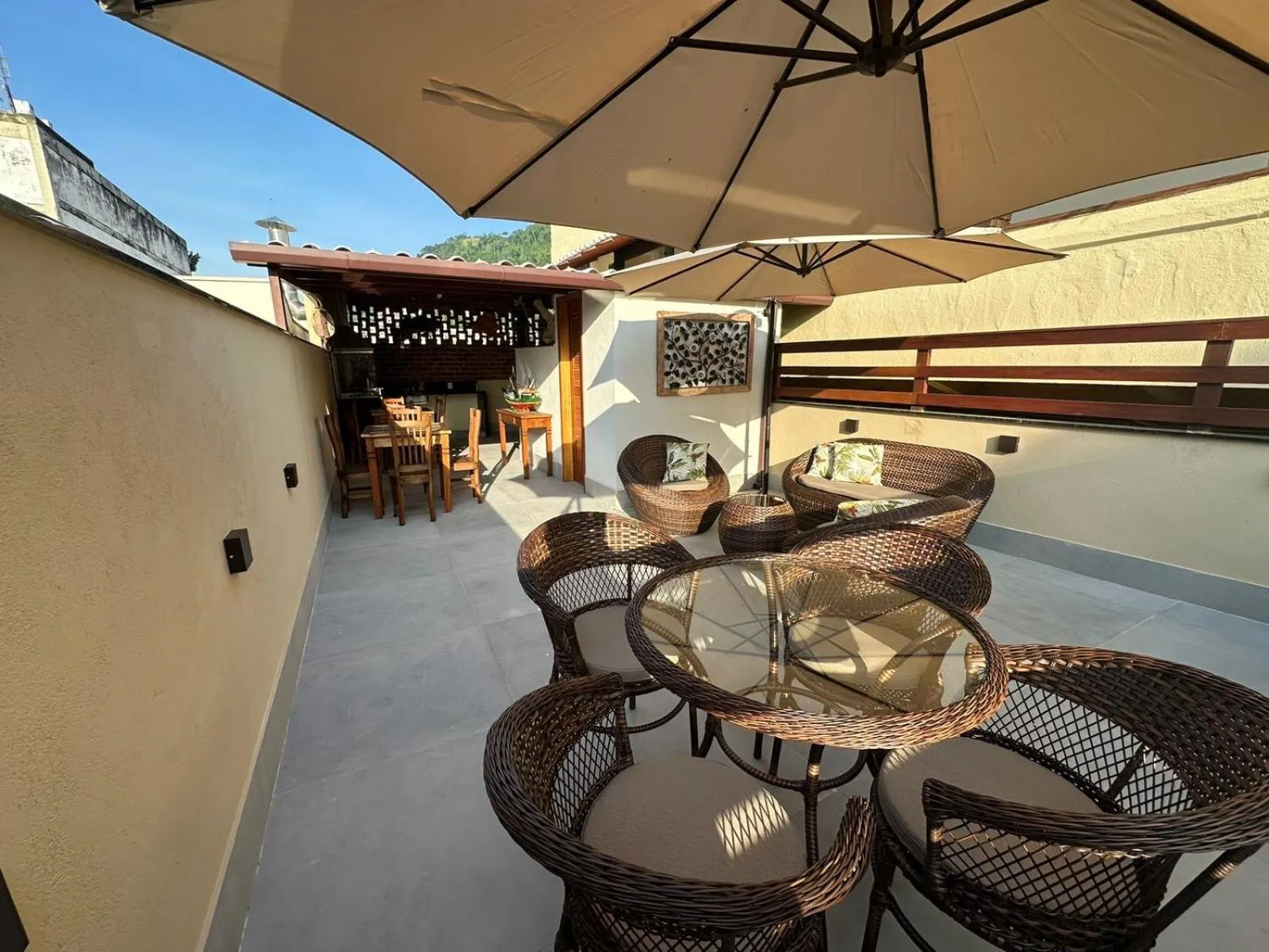 Communal lounge/ TV room in Palace Hotel