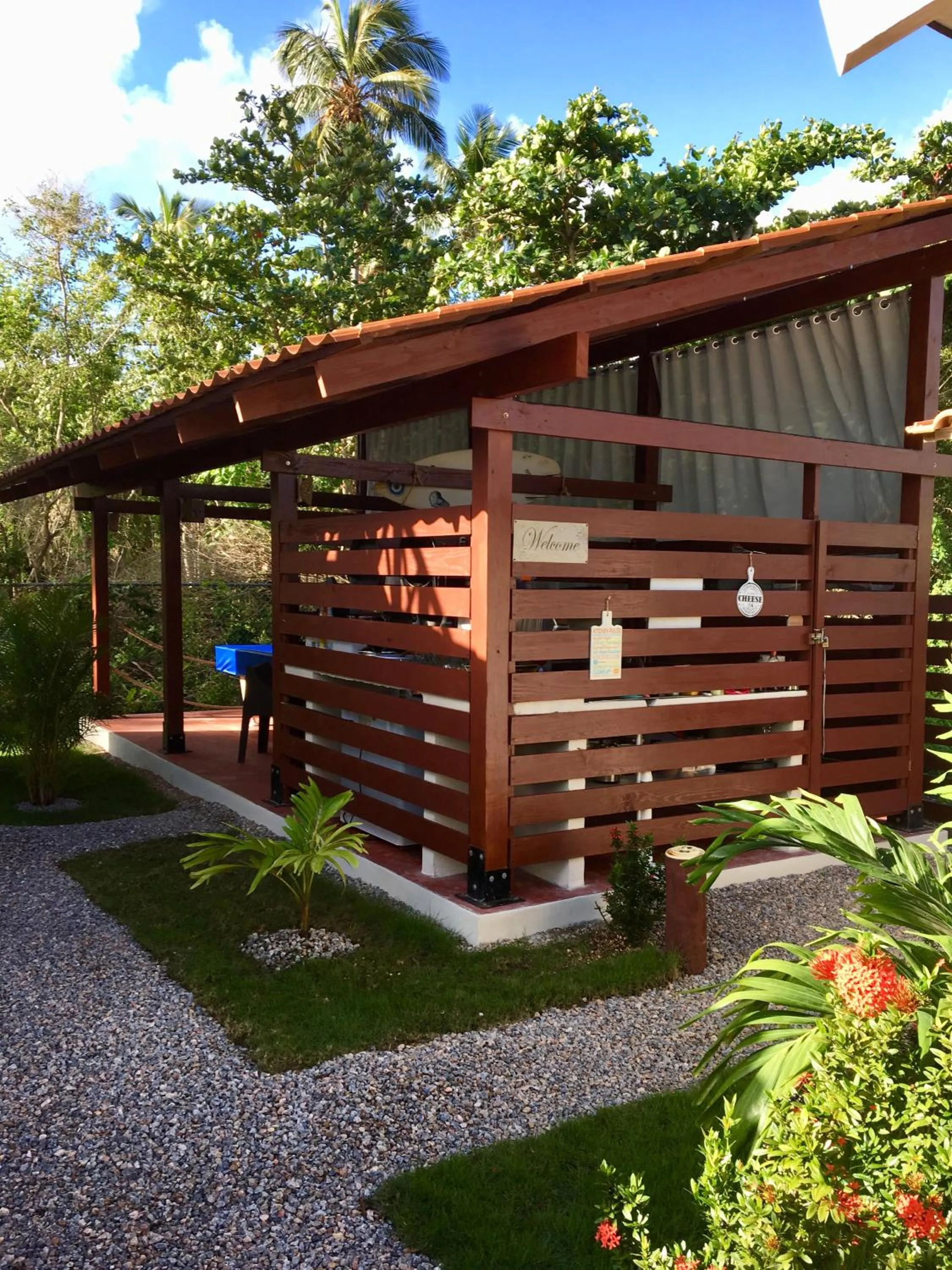 Communal kitchen in 21 Palms