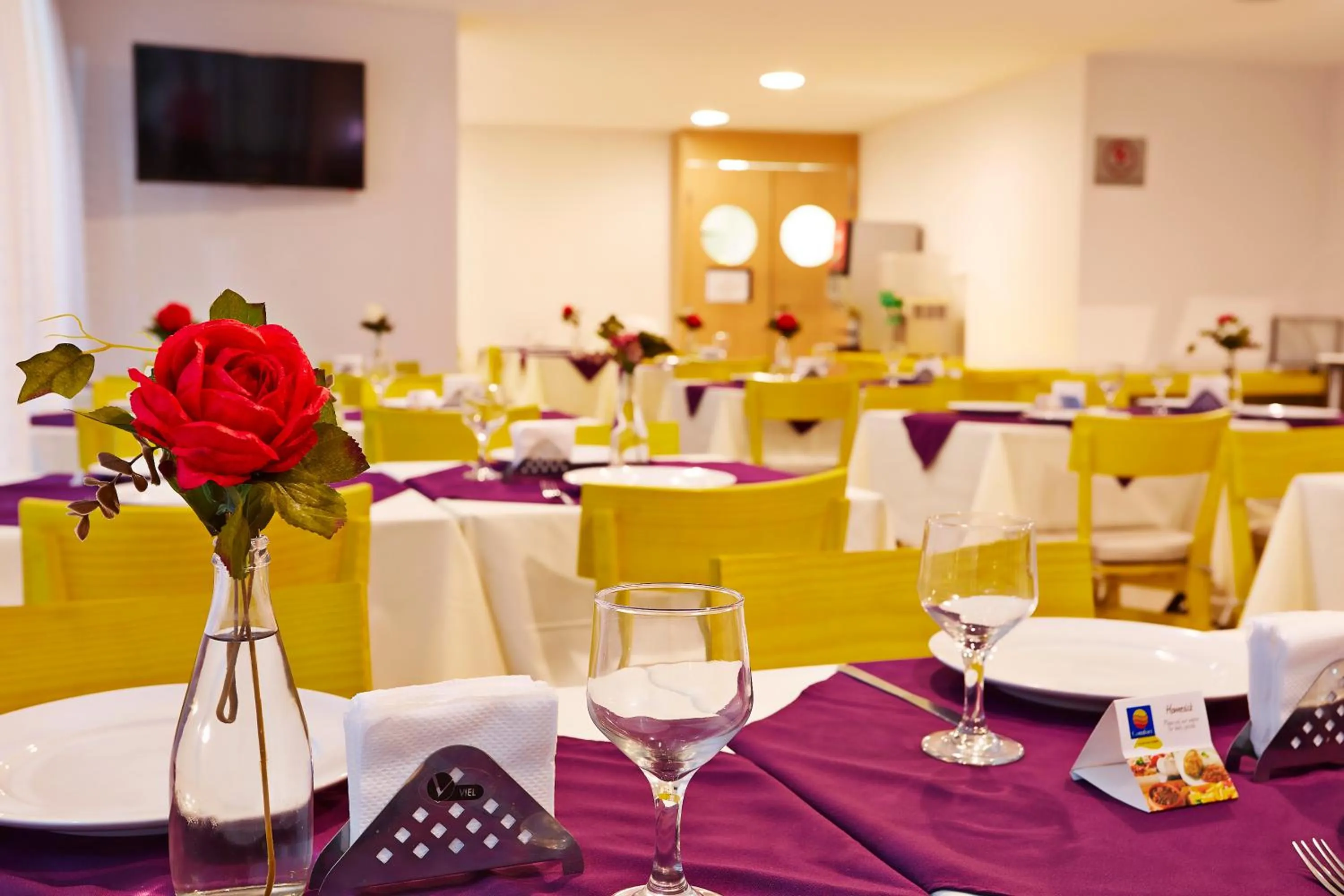 Restaurant/places to eat in Comfort Hotel & Suites Natal