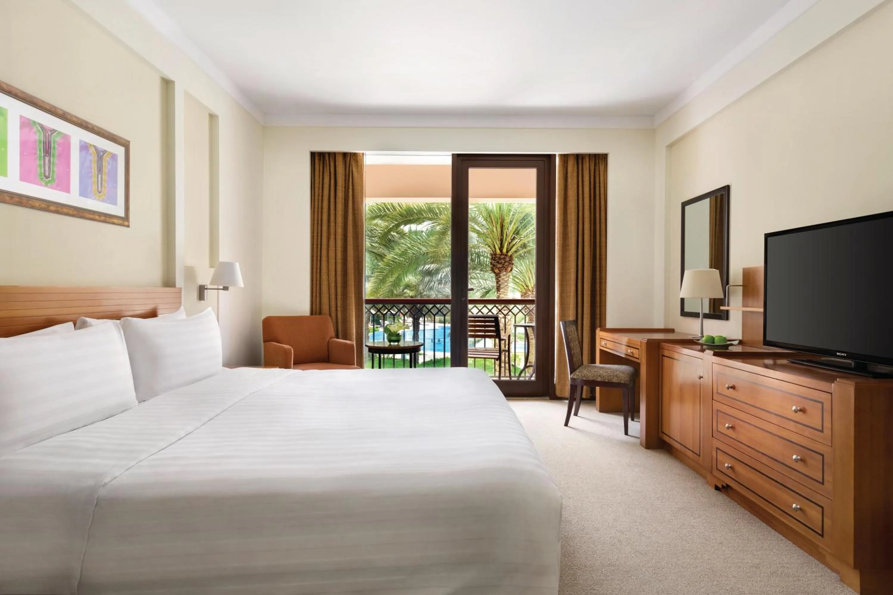 Bedroom, Bed in DoubleTree By Hilton Muscat Al Waha