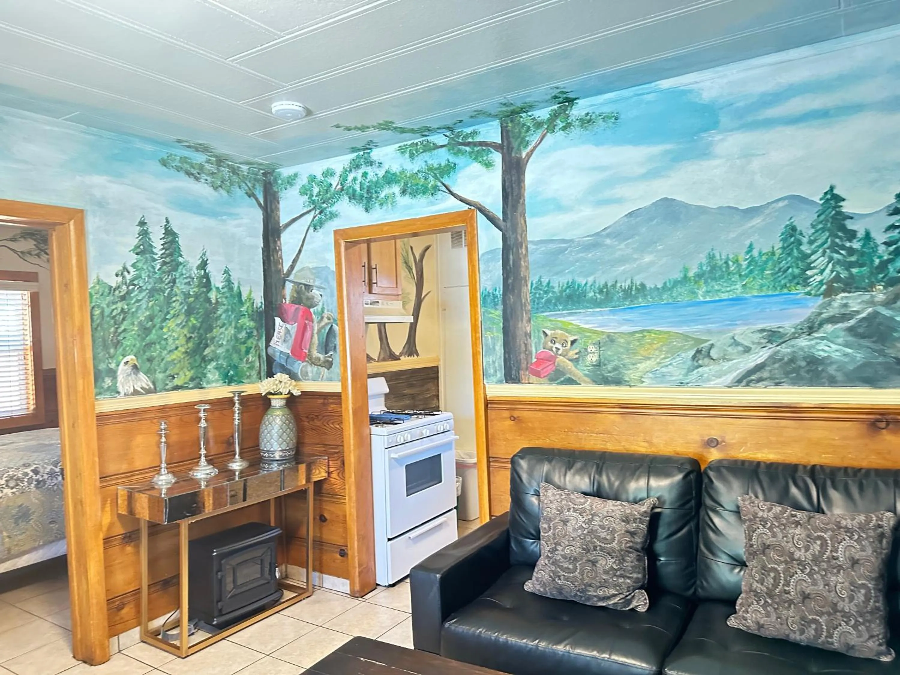 Living room in Bear Creek Resort