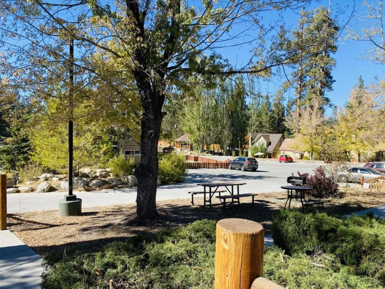 Two-Bedroom Suite in Bear Creek Resort Two-Bedroom Suite in Bear Creek Resort