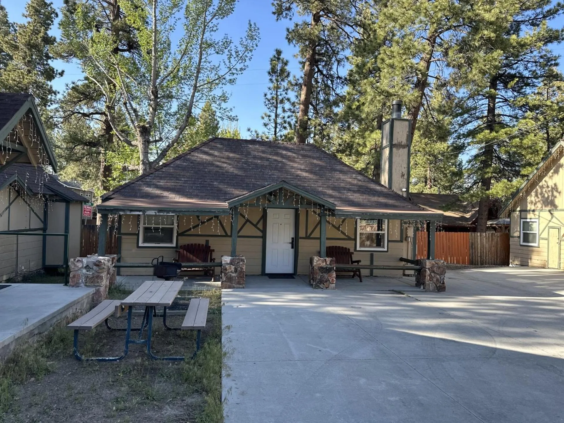 Property building in Bear Creek Resort