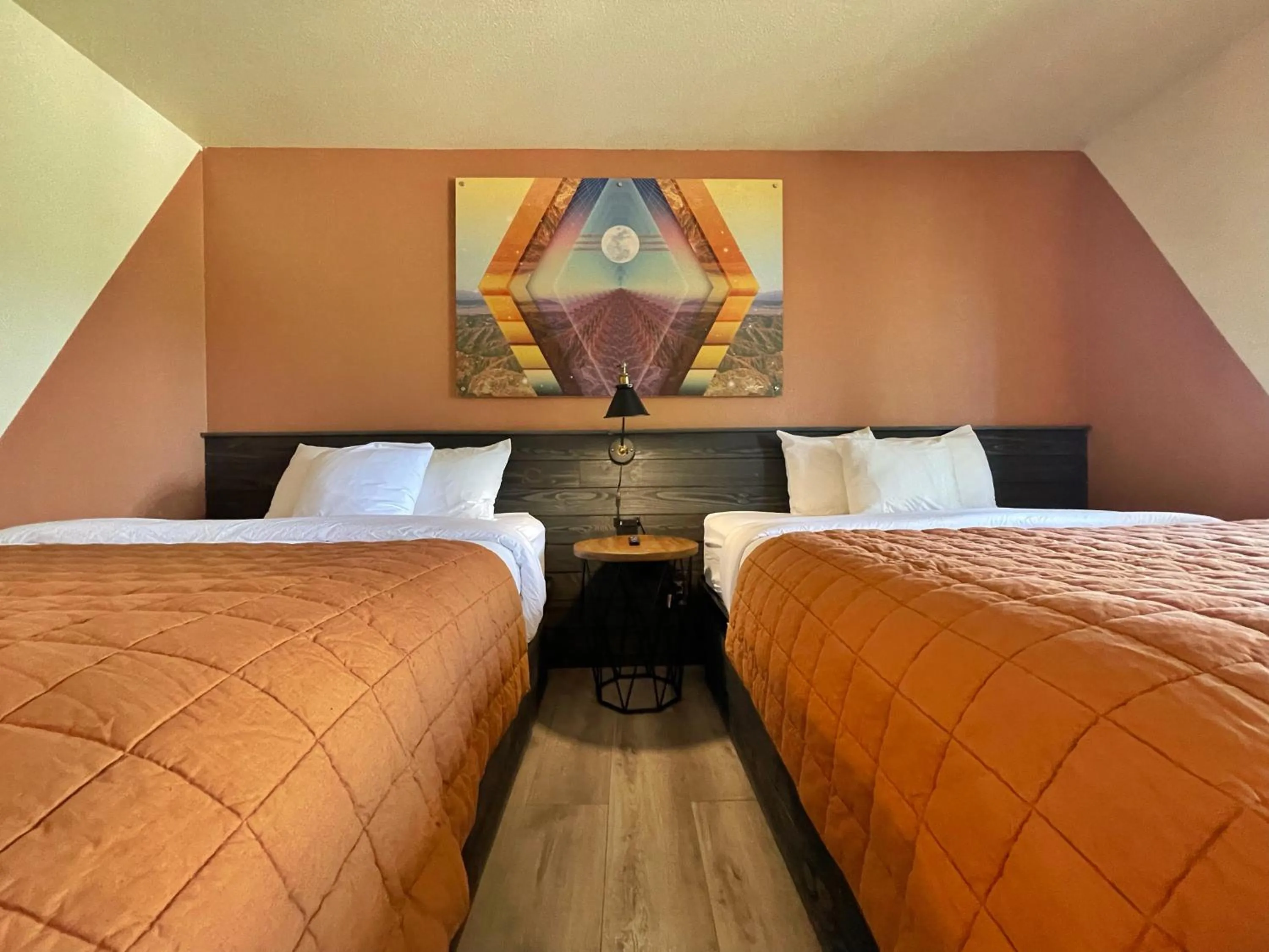 Bed in Sessions Retreat & Hotel