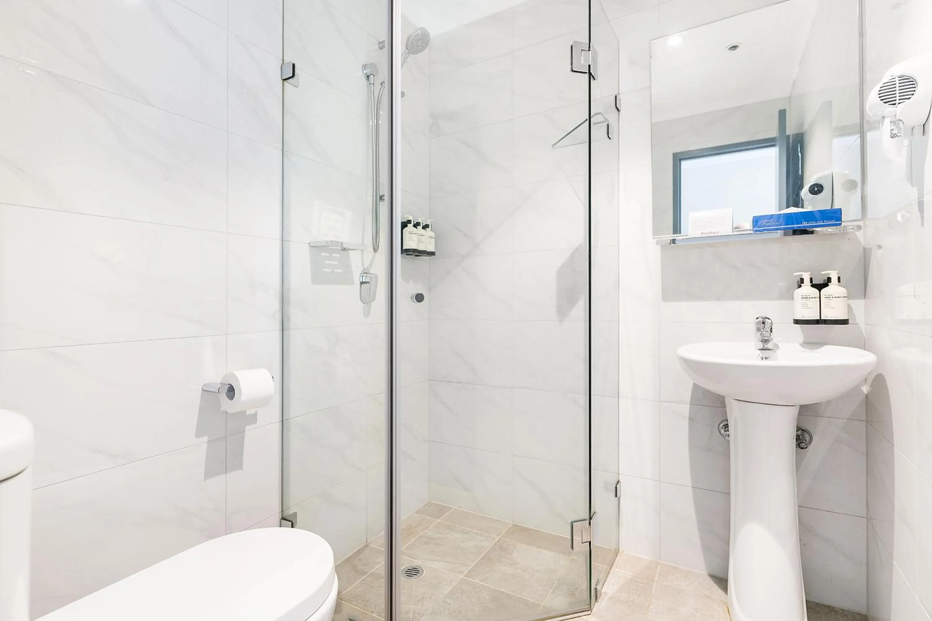 Bathroom in BreakFree on Broadway Sydney, an Accor Hotel