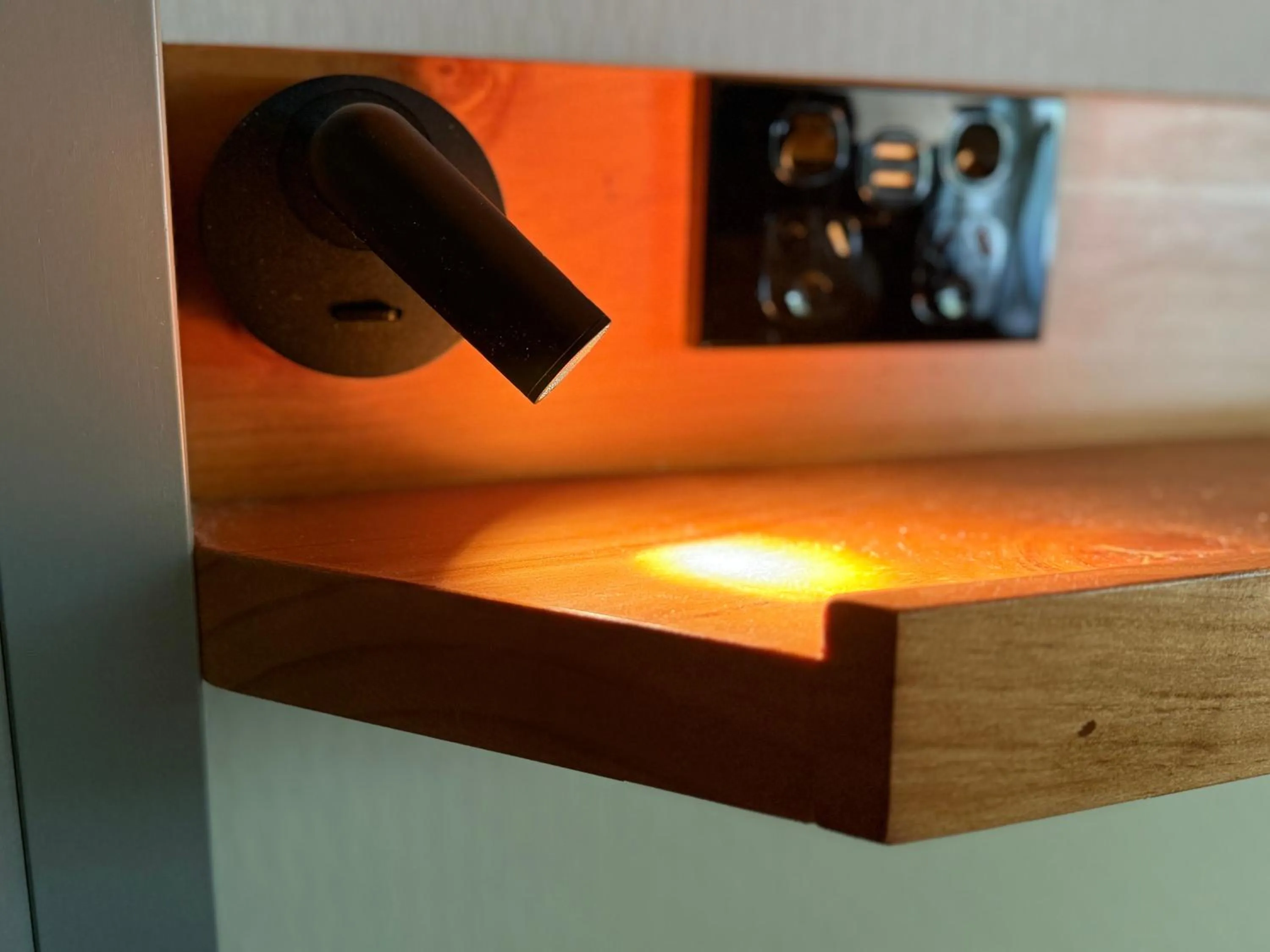 Te Anau Lakefront Backpackers