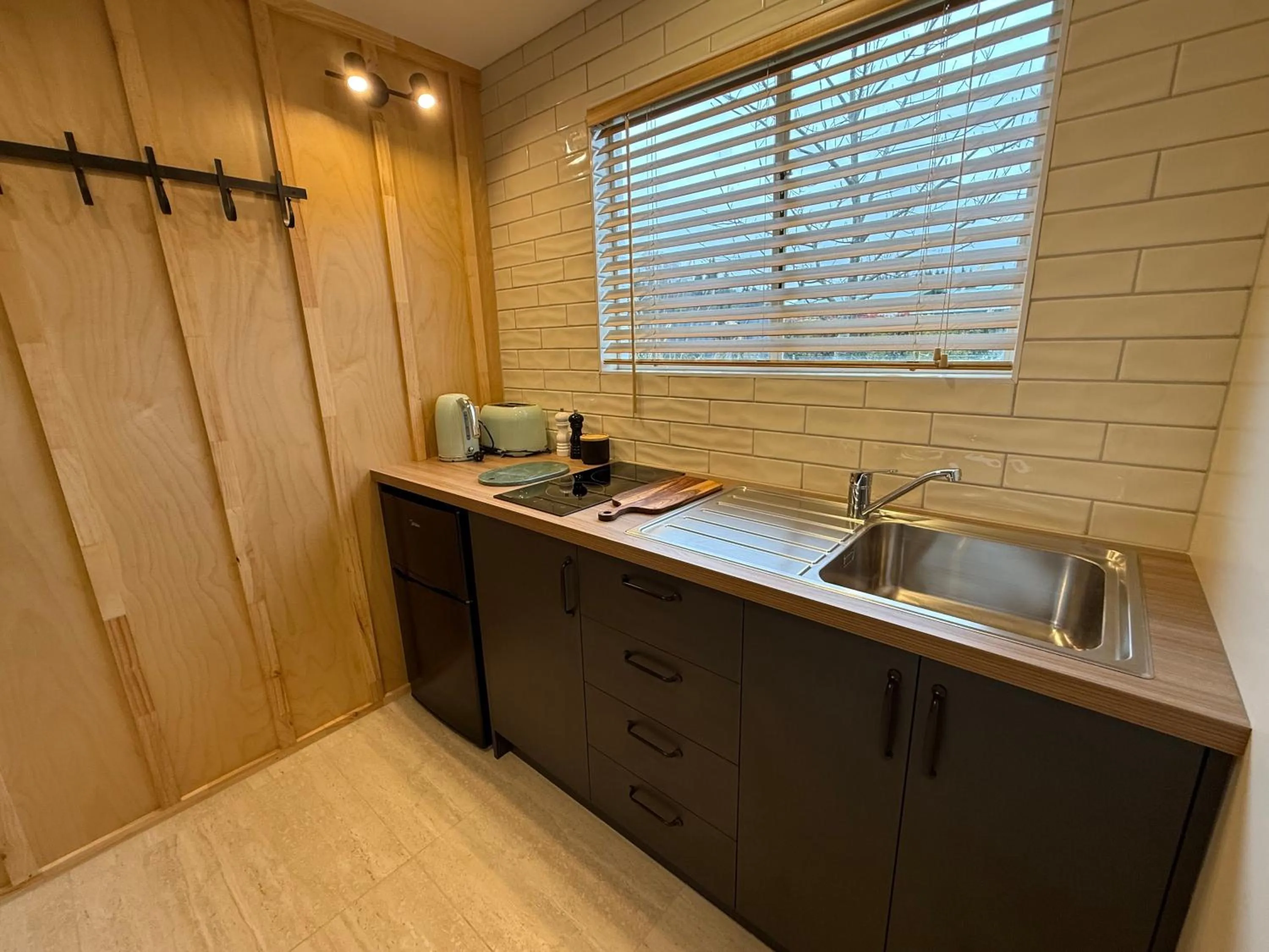 Te Anau Lakefront Backpackers