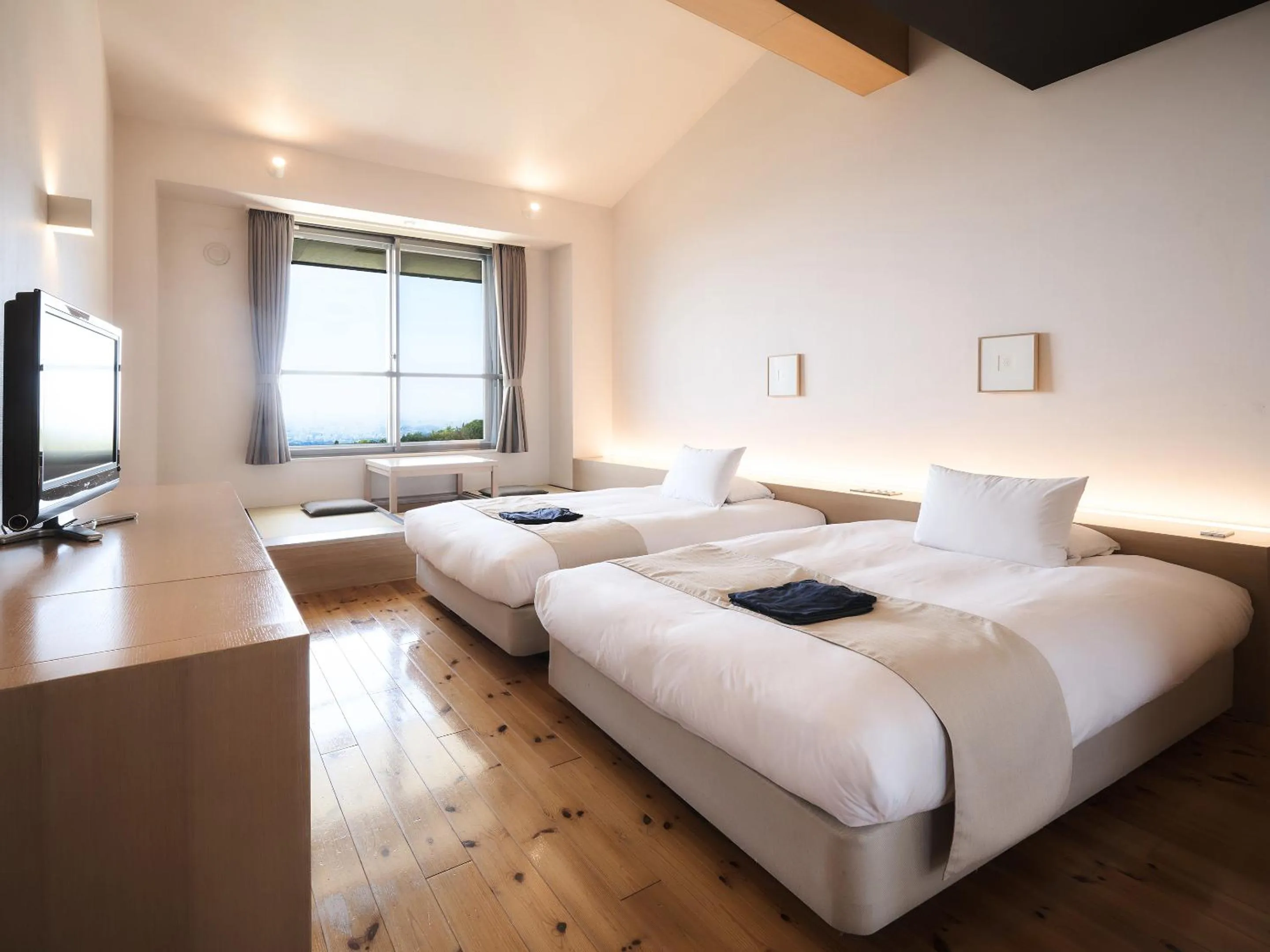 Photo of the whole room, Bed in Setre Highland Villa Himeji