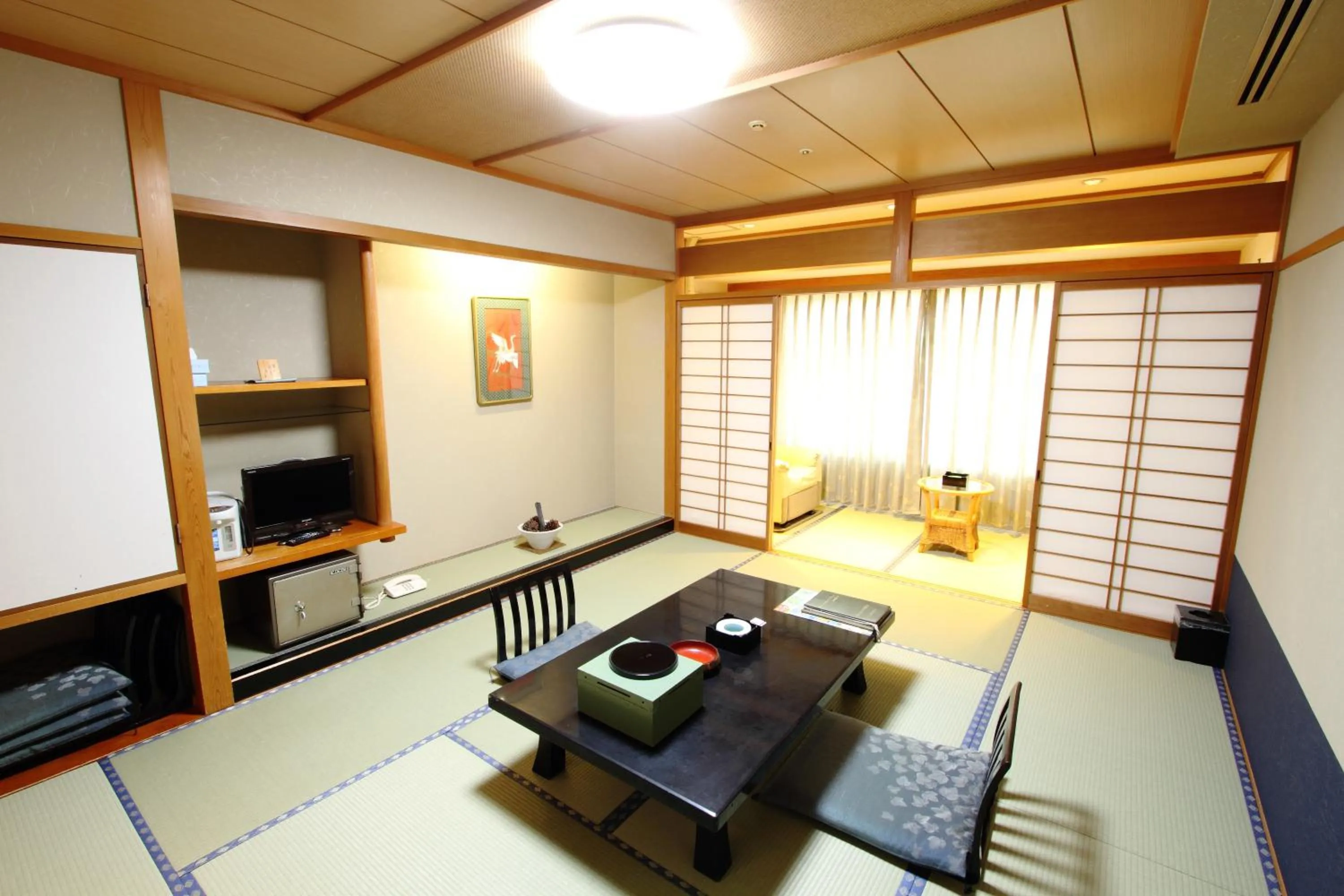 Photo of the whole room, Bed in Yanagiya