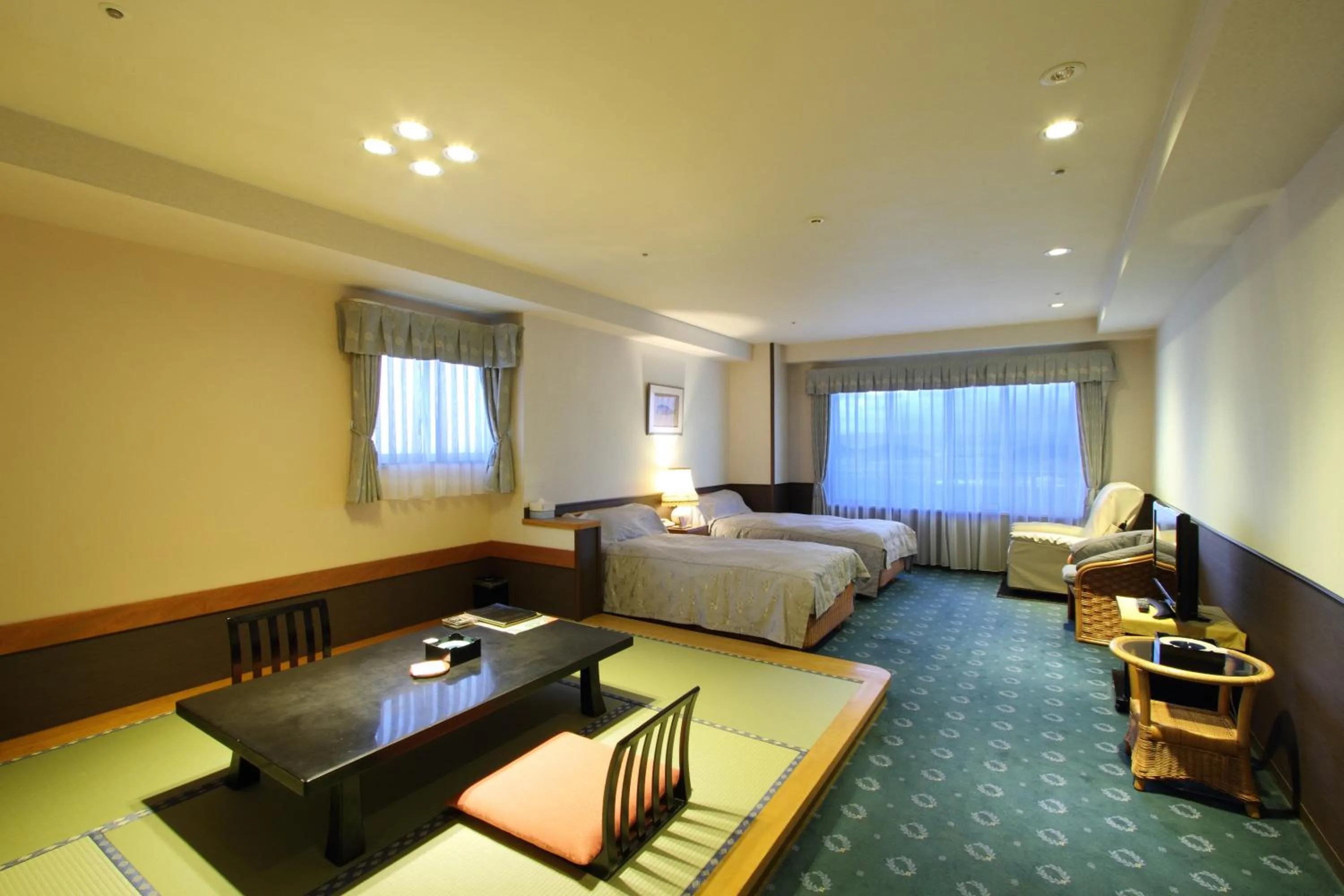 Photo of the whole room, Bed in Yanagiya