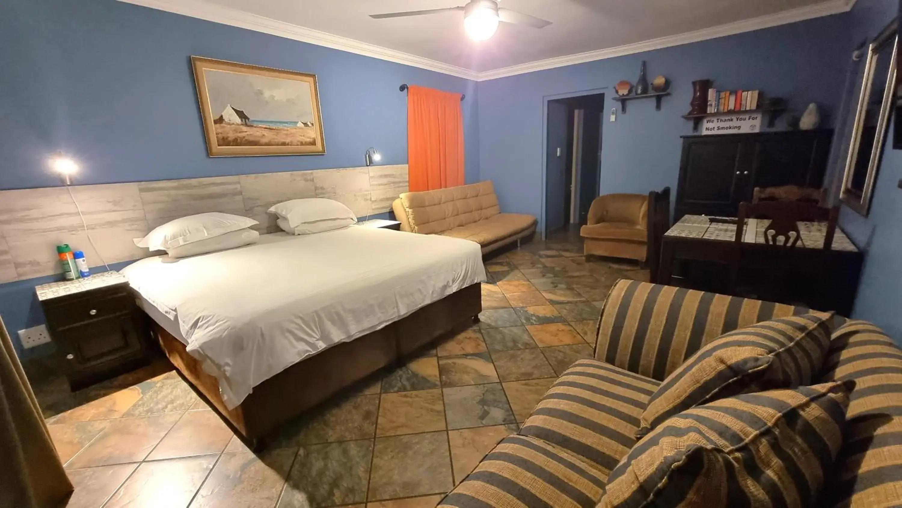 Studio - single occupancy in Crooked Tree Cottage Studio - single occupancy in Crooked Tree Cottage