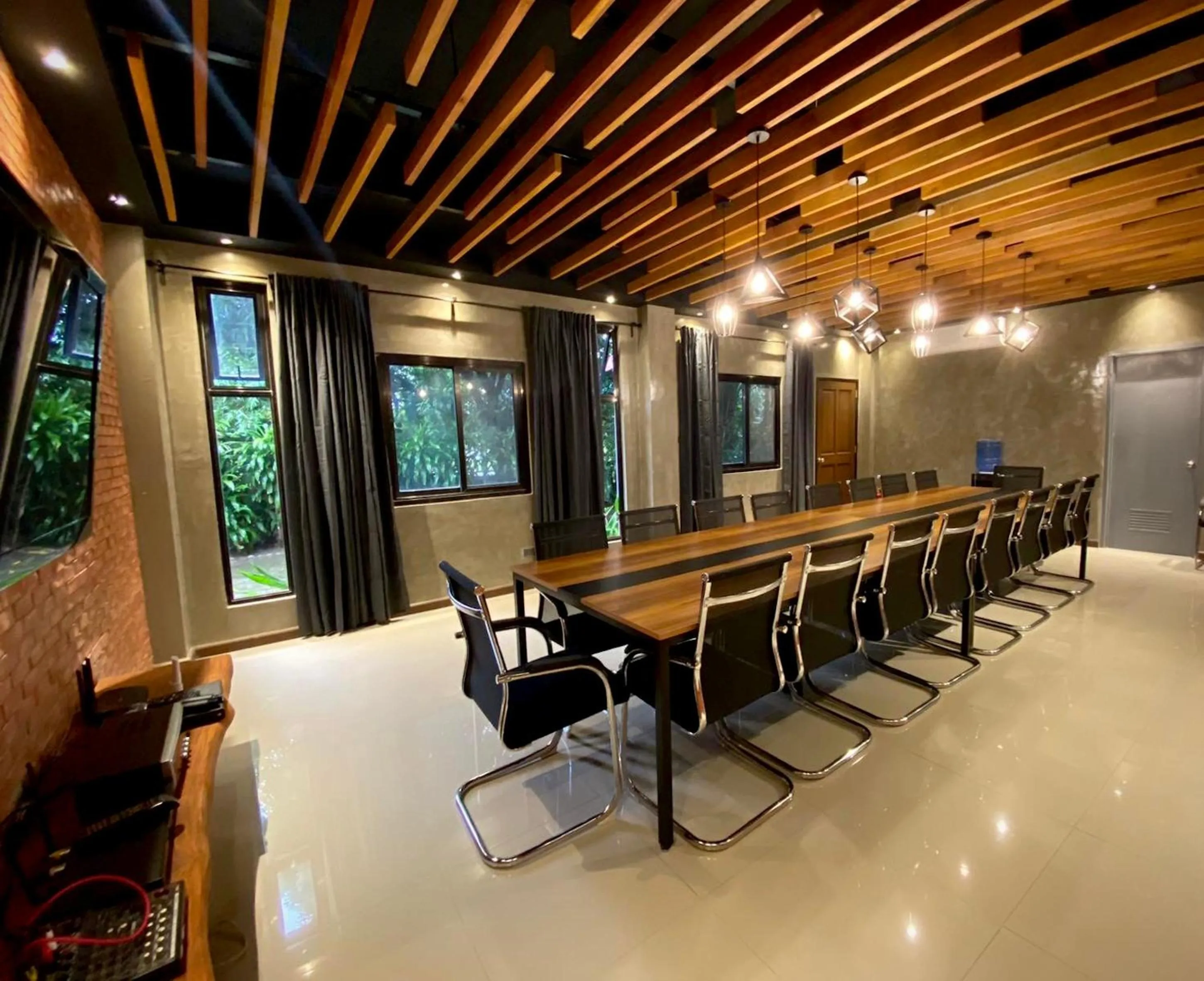 Meeting/conference room in Luisita Central Park Hotel