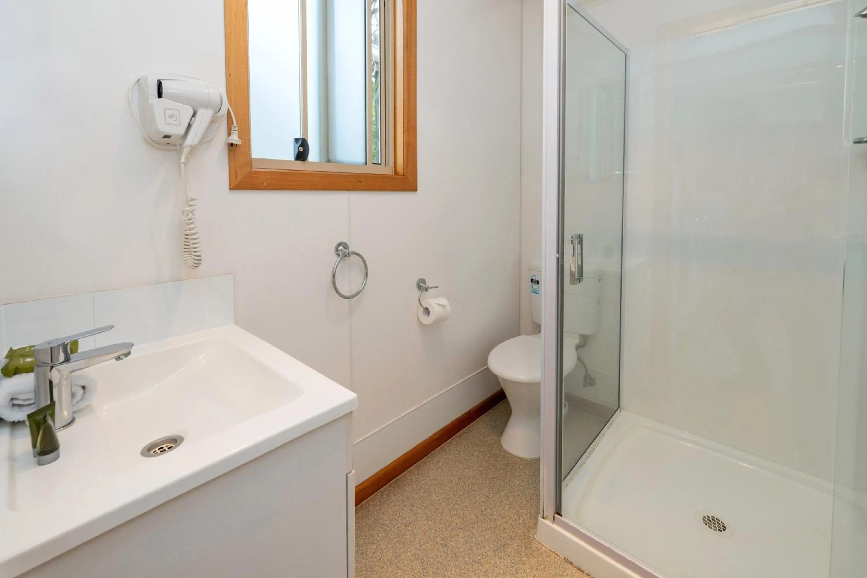 Shower in BIG4 Iluka on Freycinet