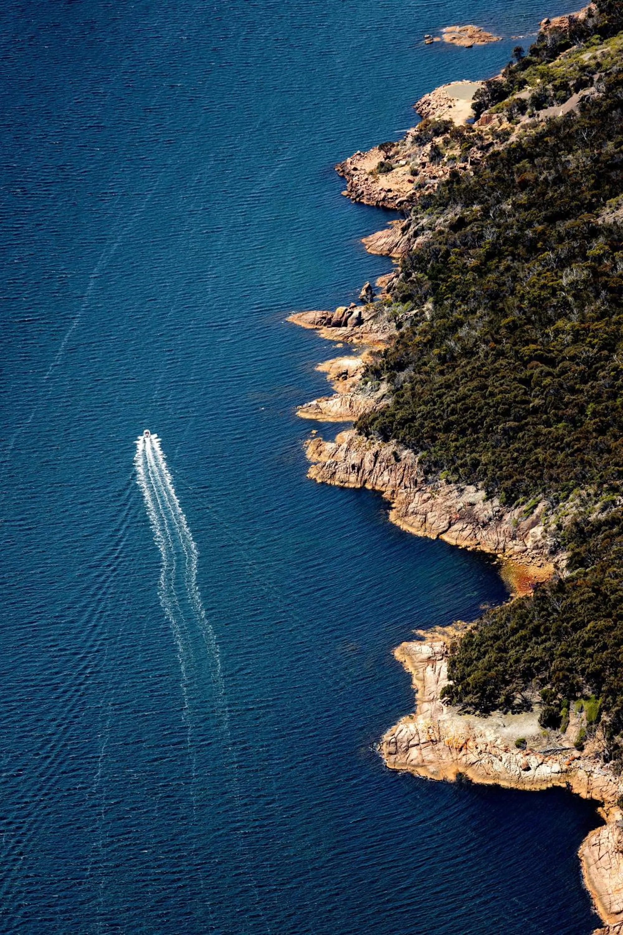Natural landscape in BIG4 Iluka on Freycinet