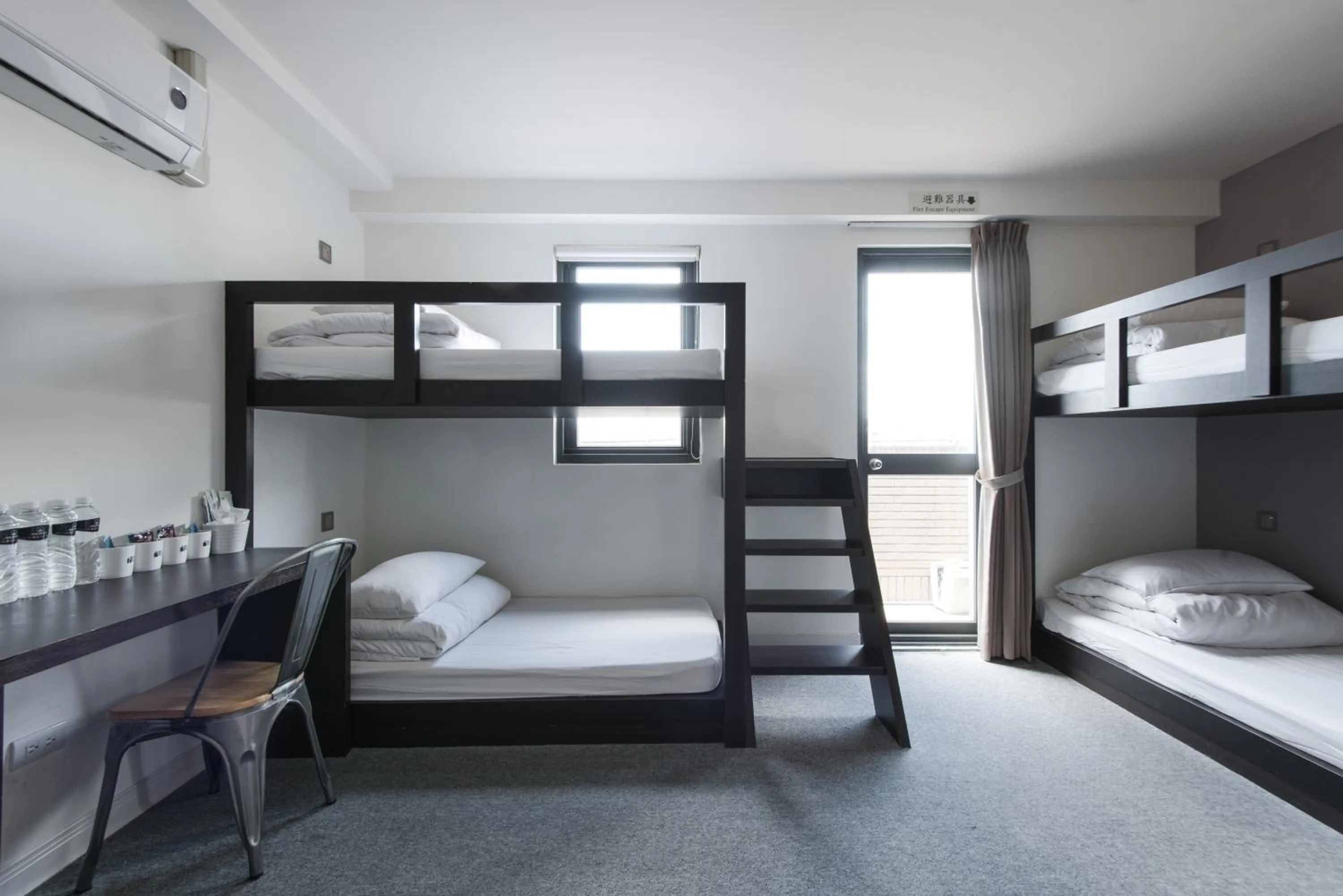 Photo of the whole room, Bed in Taichung Box Design Hotels