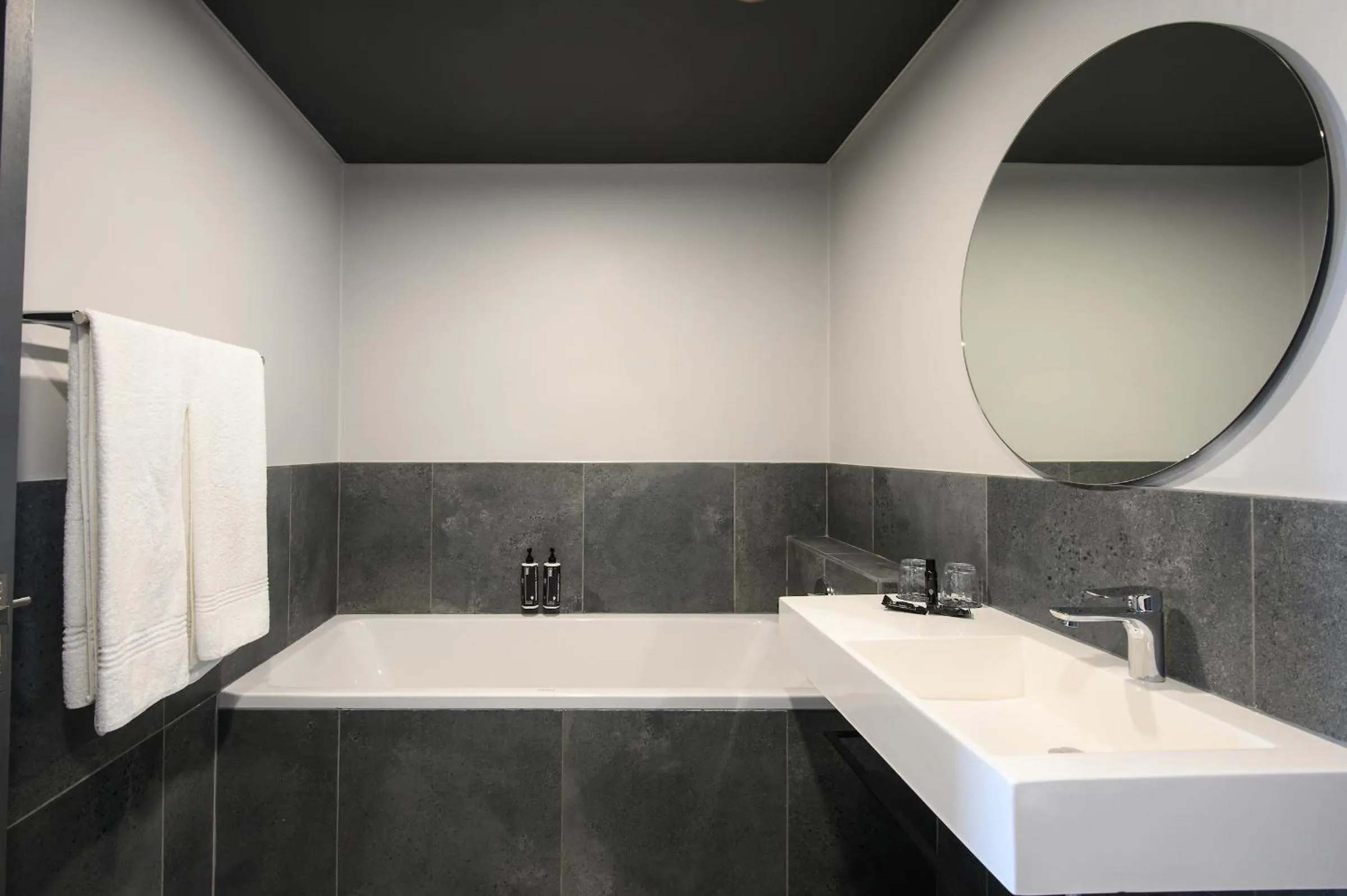 Bathroom in The Capital Boardwalk