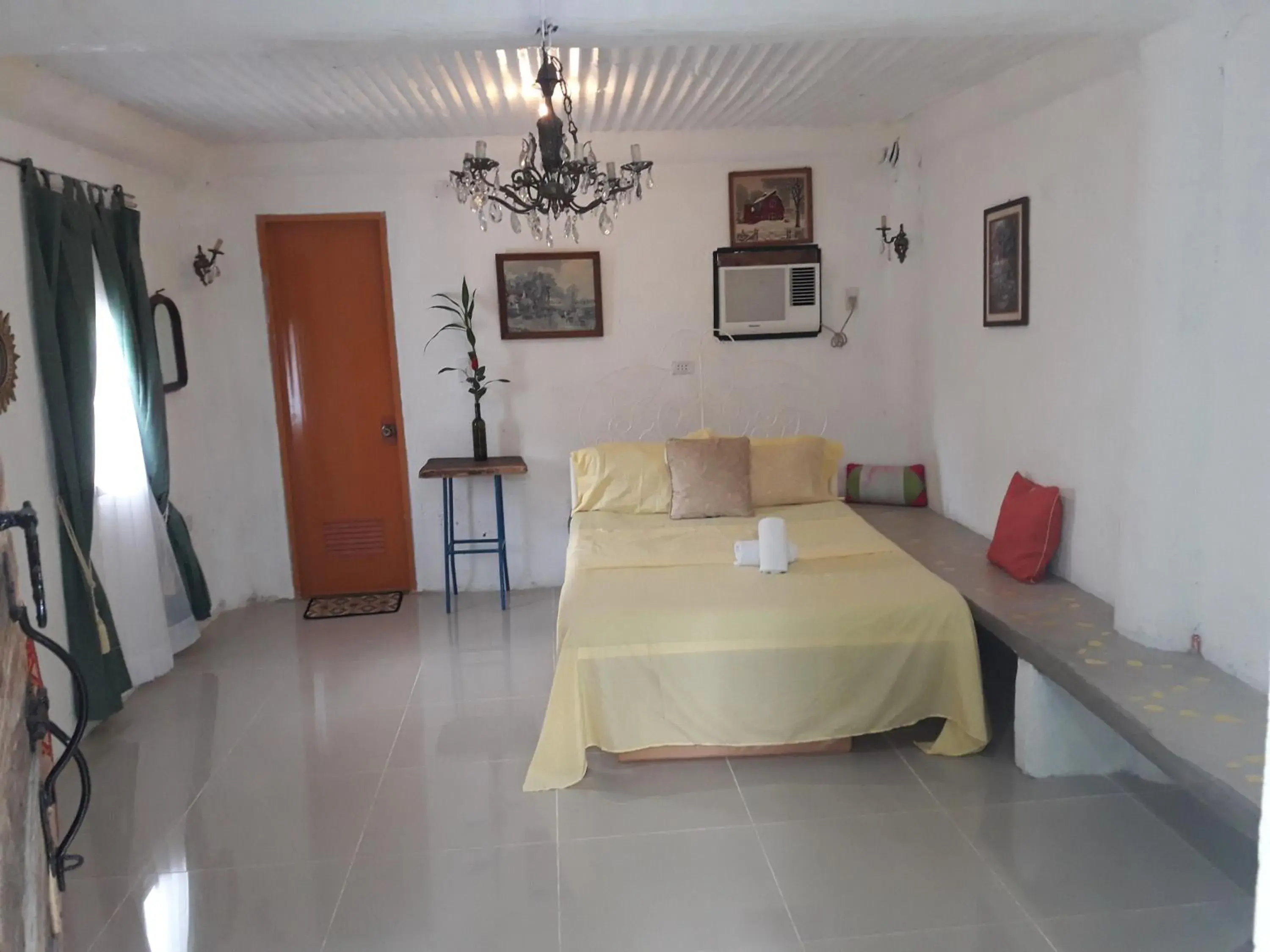 Family Room in Relaxing Garden Resort Family Room in Relaxing Garden Resort