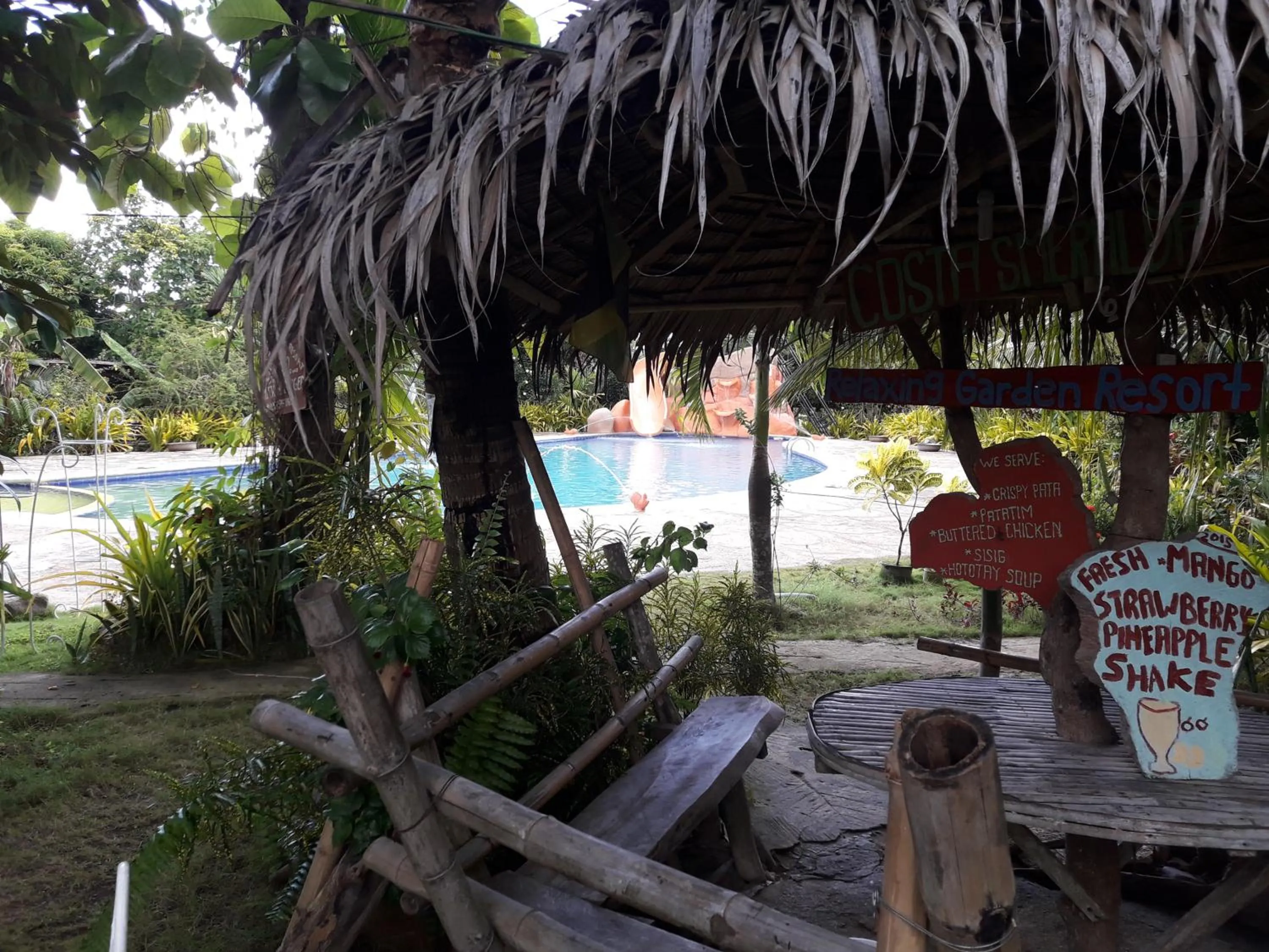 Swimming pool in Relaxing Garden Resort