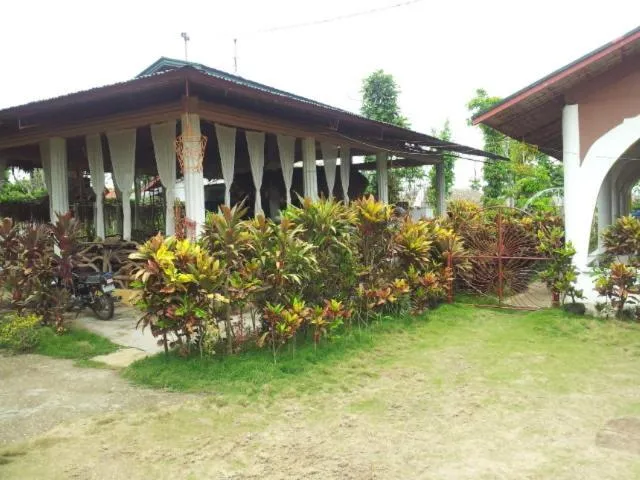 Relaxing Garden Resort